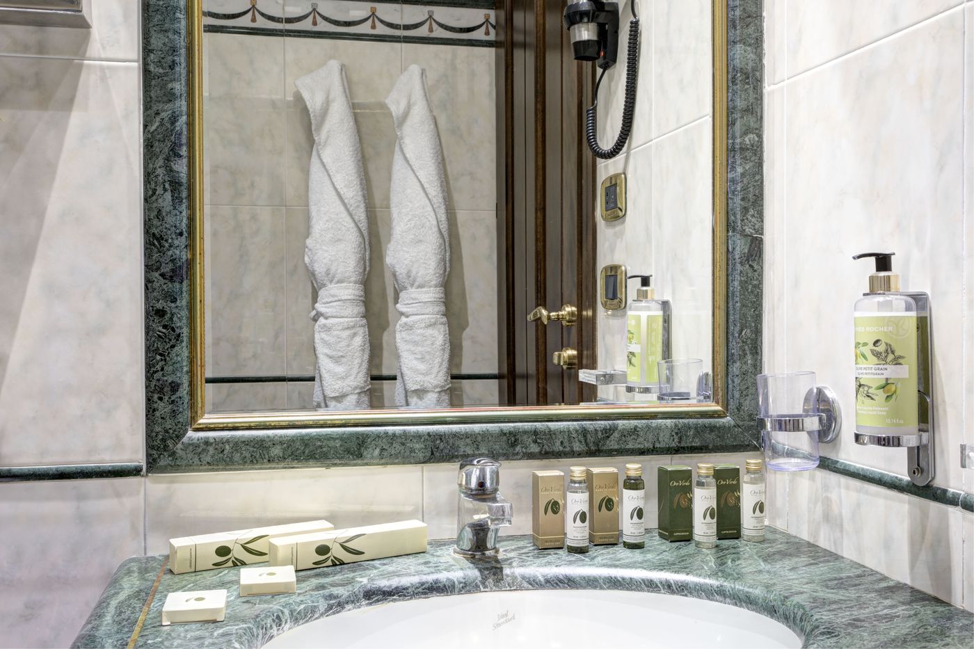 Grand-Hotel-del-Gianicolo-Room-15