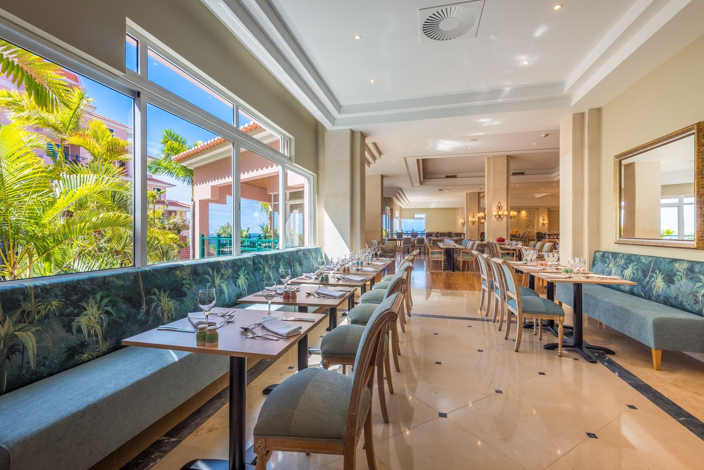Pestana-Royal-Premium-Ocean---Spa-Resort-Restaurant-37