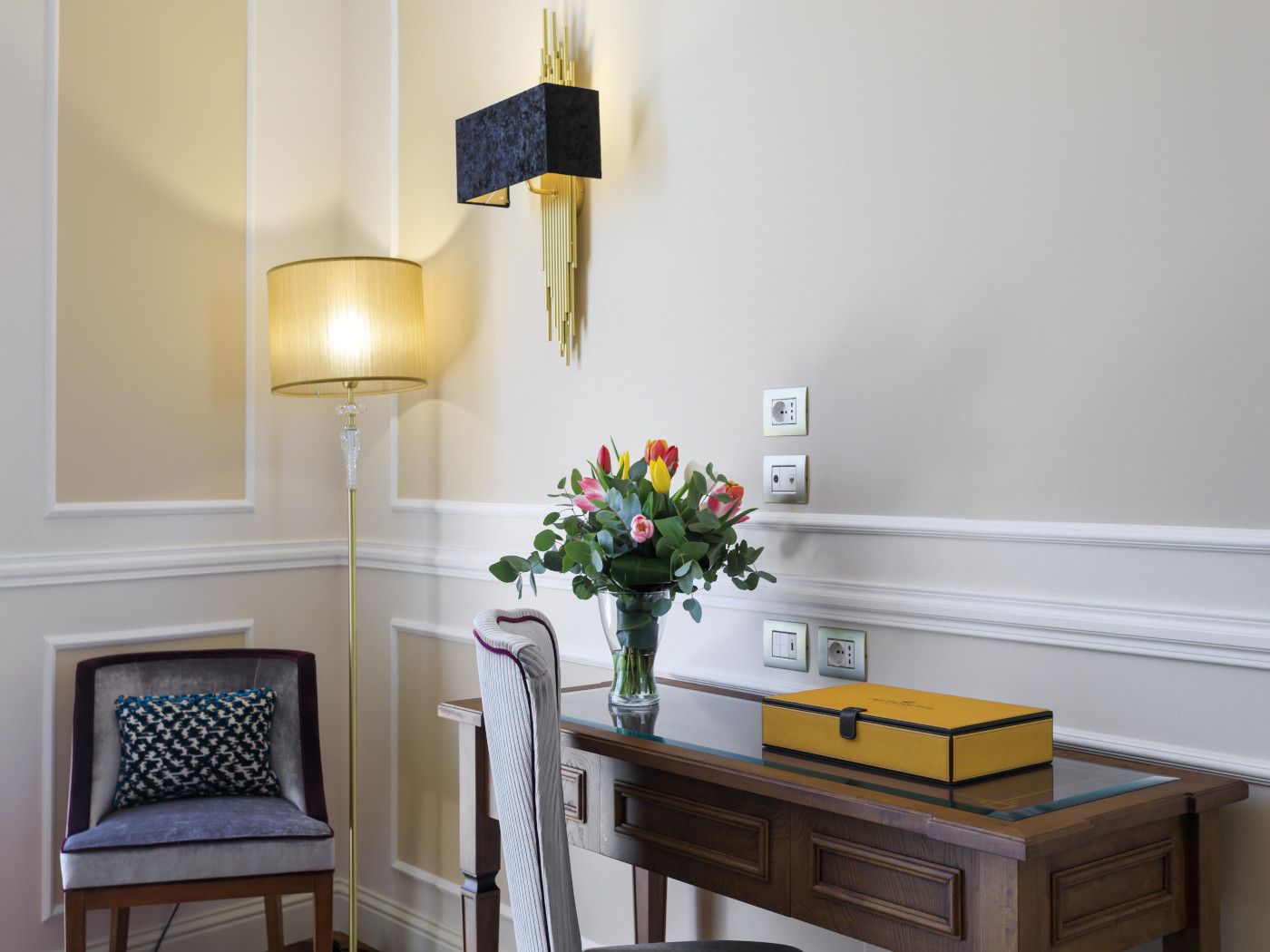 Des-Etrangers-Hotel---Spa-Room-27