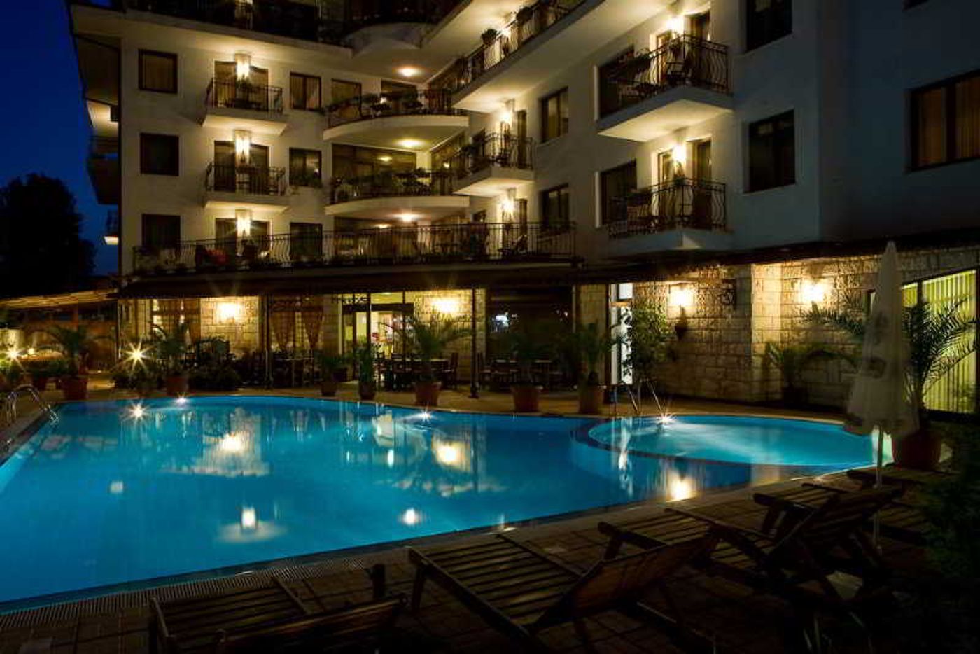 Villa-Maria-Revas-Pool-3