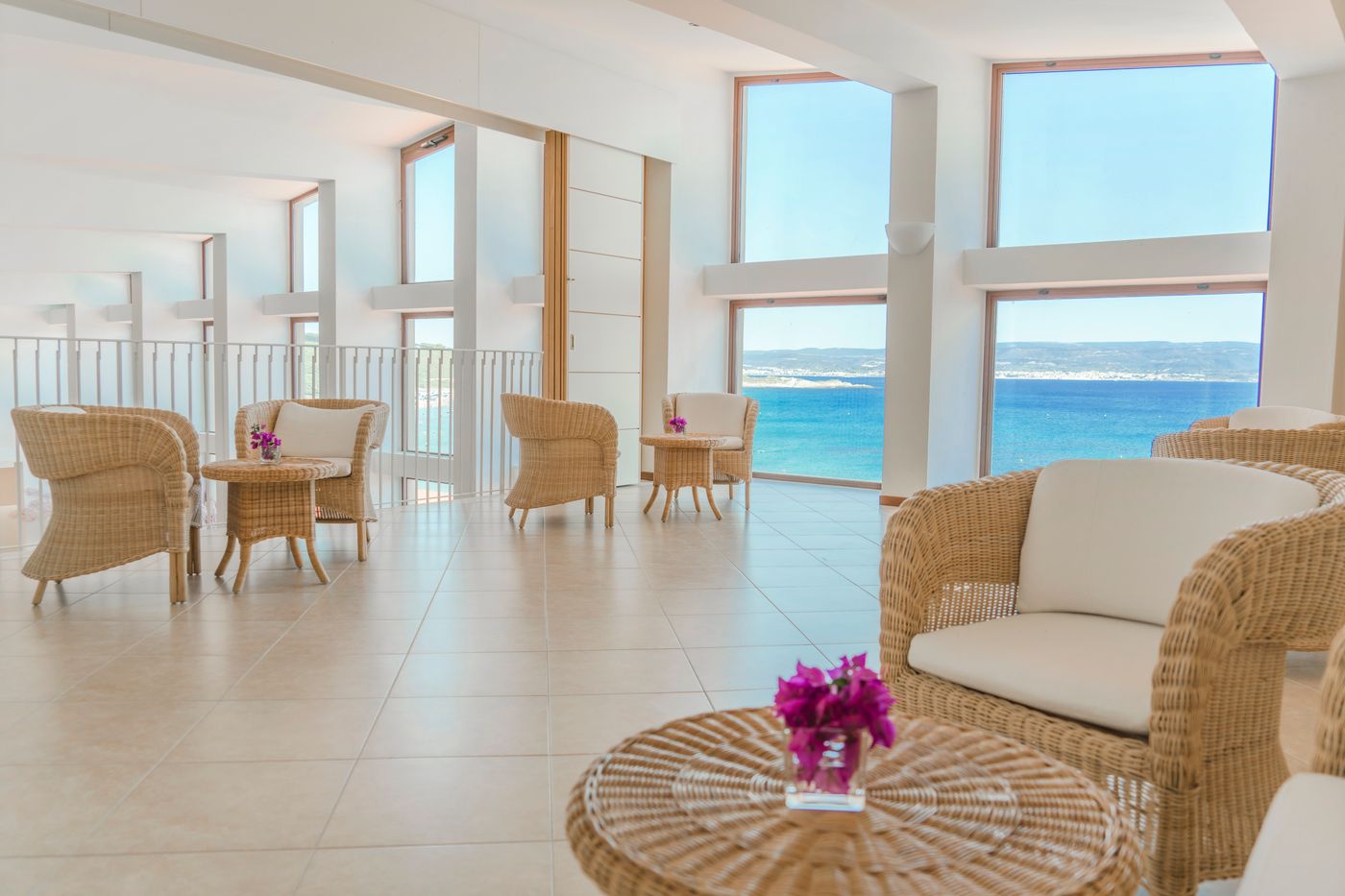 Hotel-Dei-Pini-Lobby-52