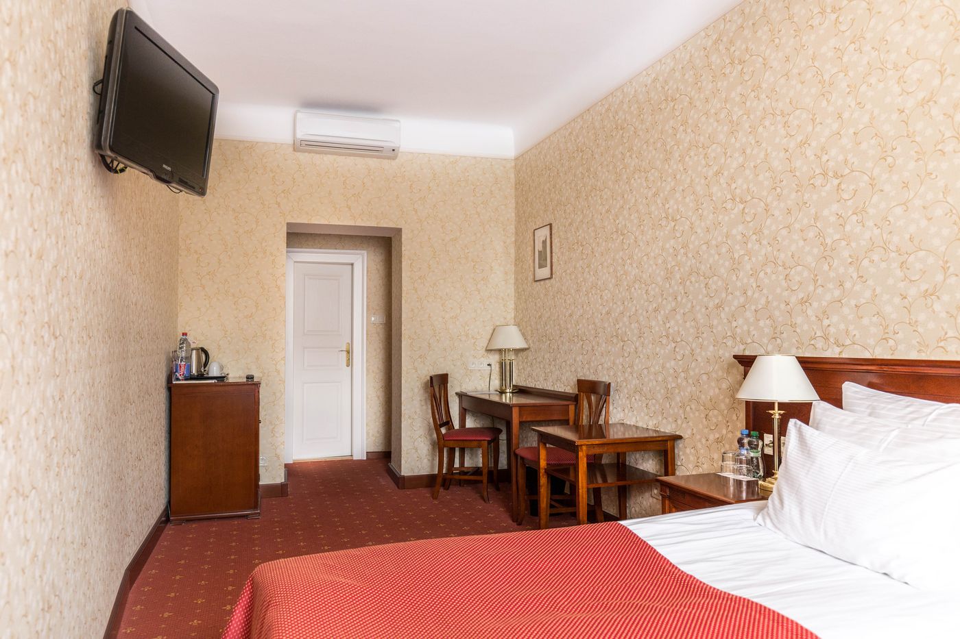 Hotel-Rott-Prague-Room-12