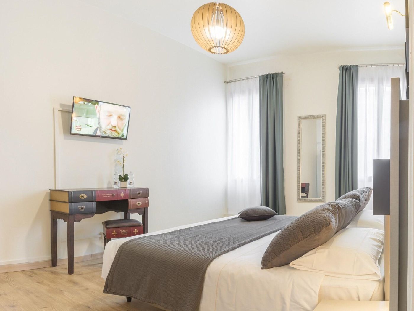 Grand-Canal-Suites-Room-27