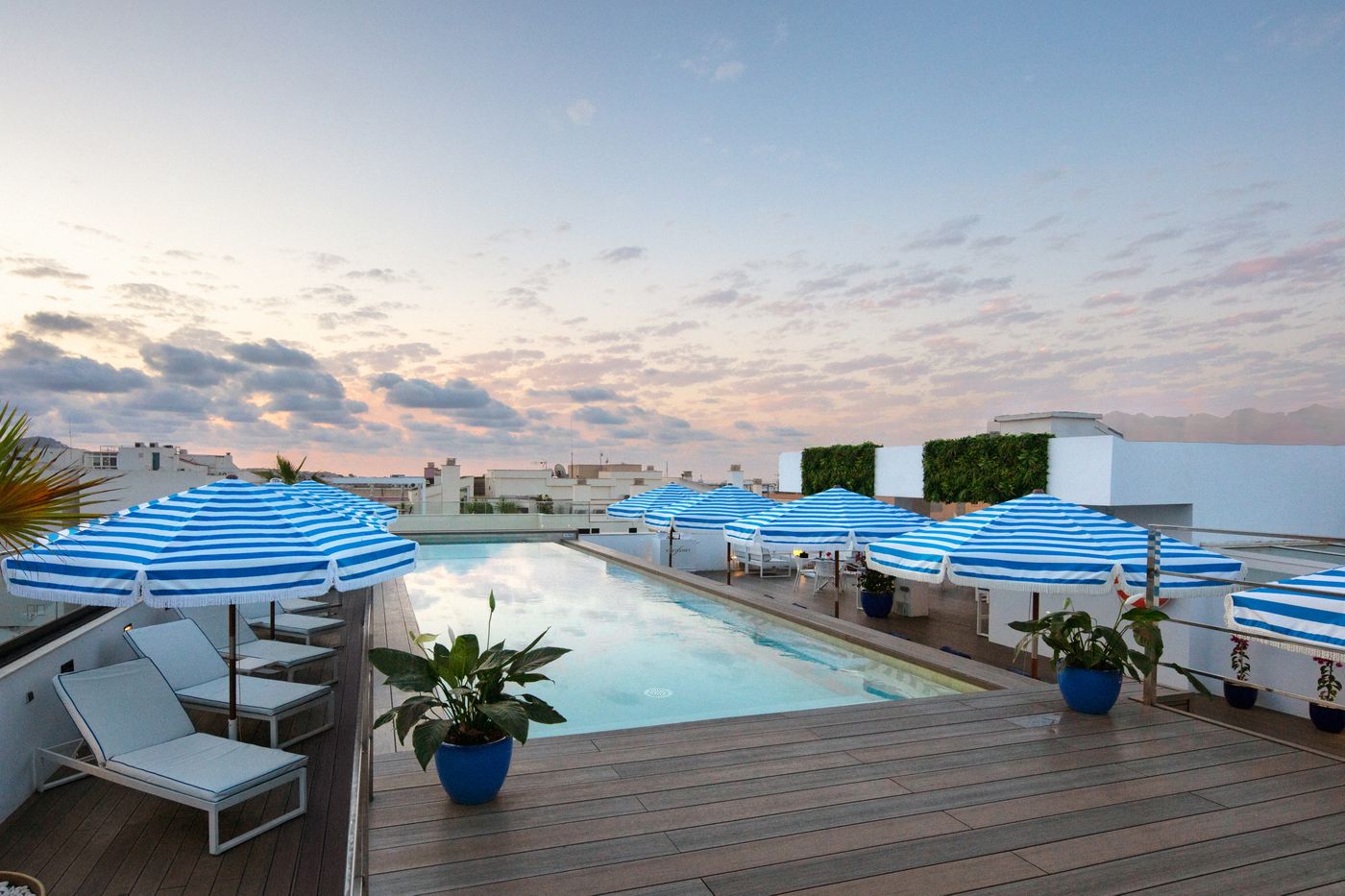 El-Puerto-Ibiza-Hotel---Spa-Pool-3