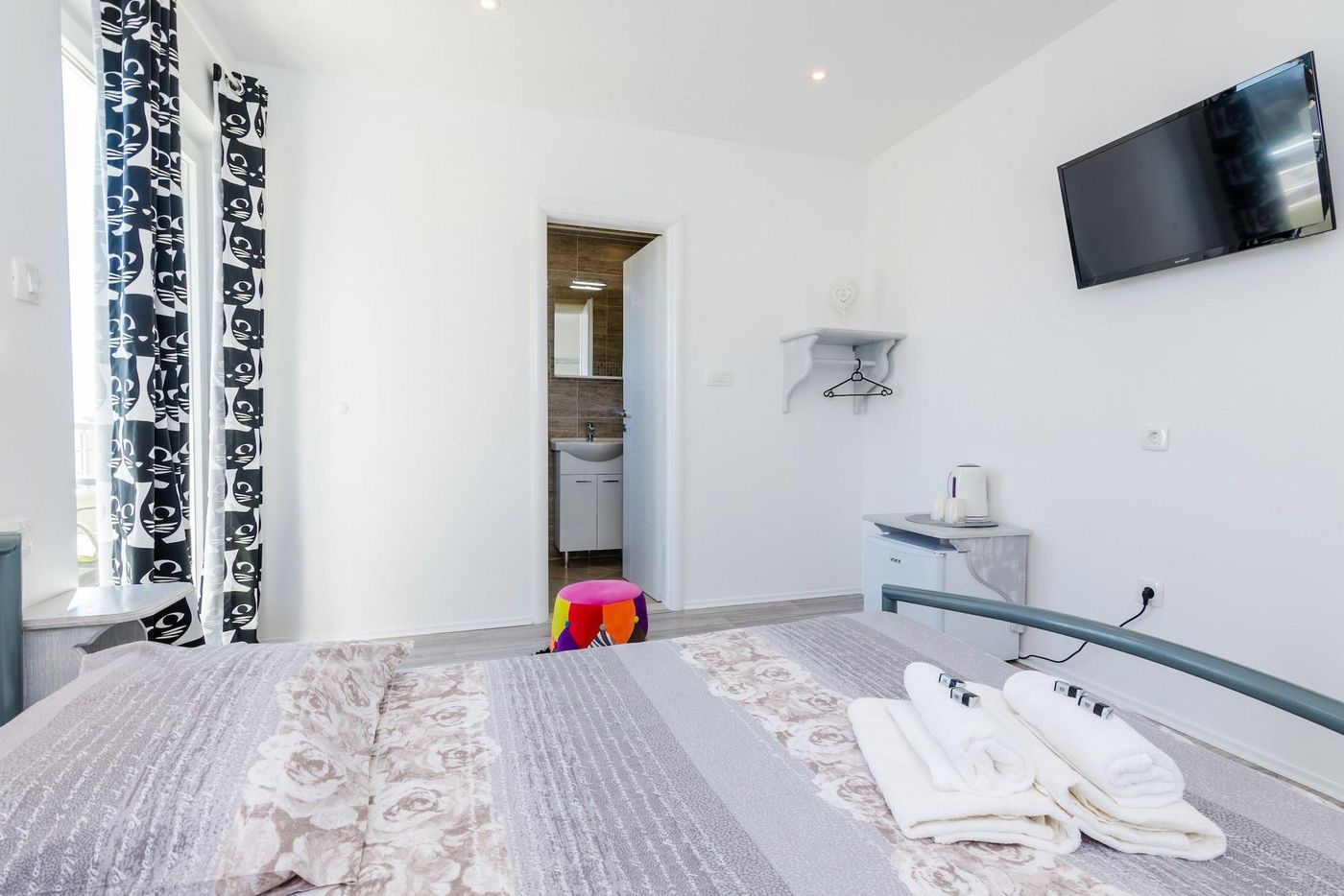 Guest-House-Nikolina-Room-37