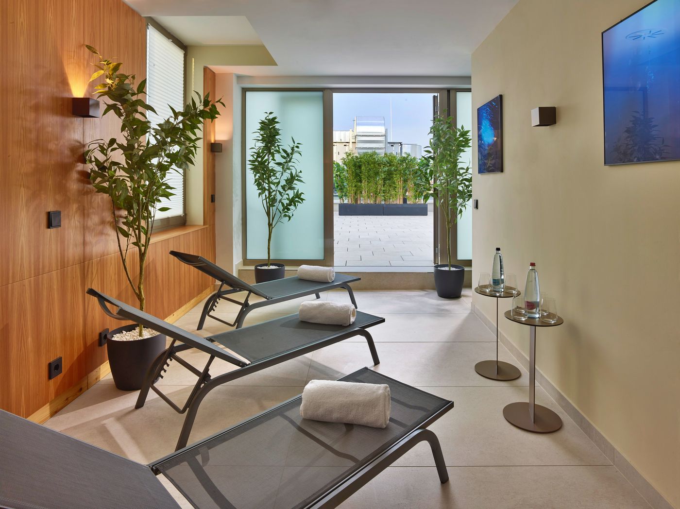 EST Grand Hotel Savoy - Hungary - Budapest - Sports and Entertainment - 1