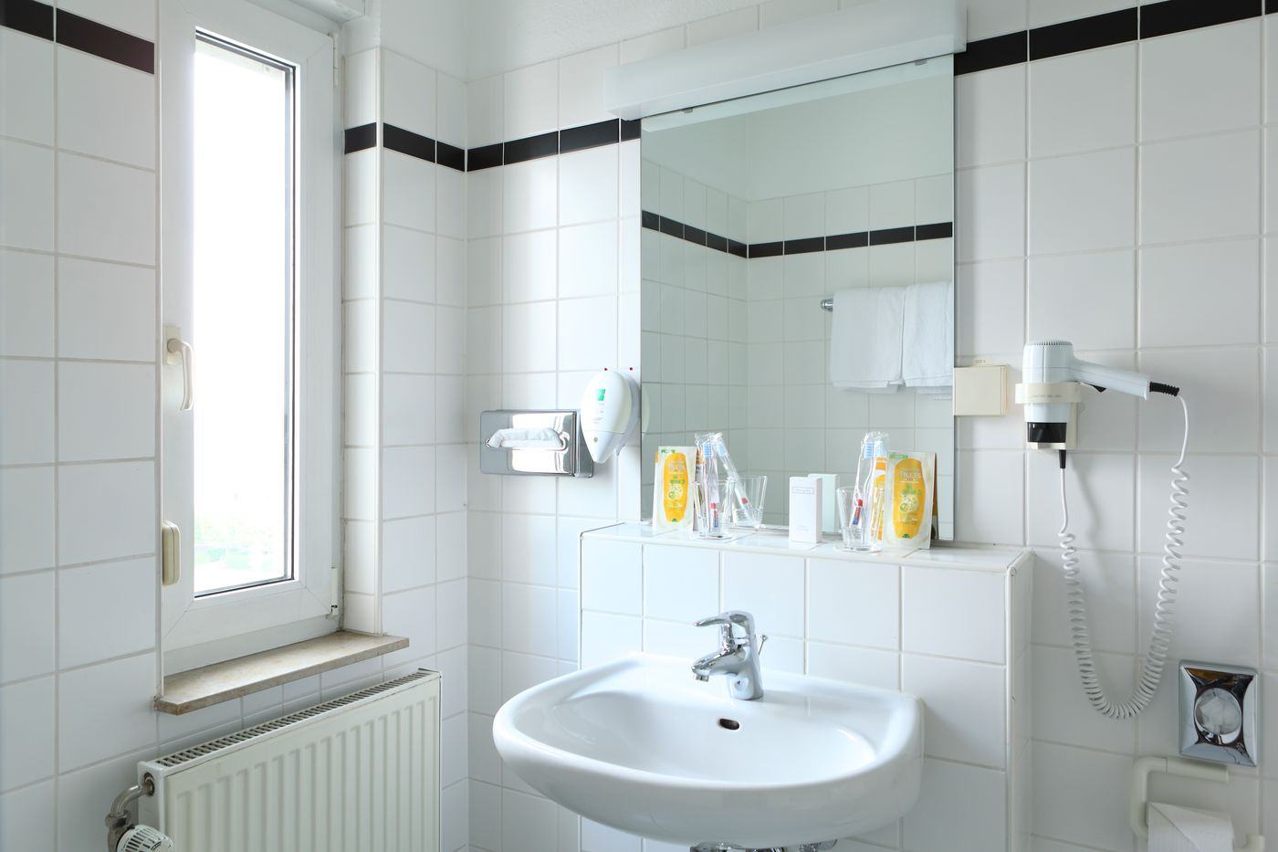 TRYP by Wyndham Bremen Airport-Germany-BREMEN-Room-2