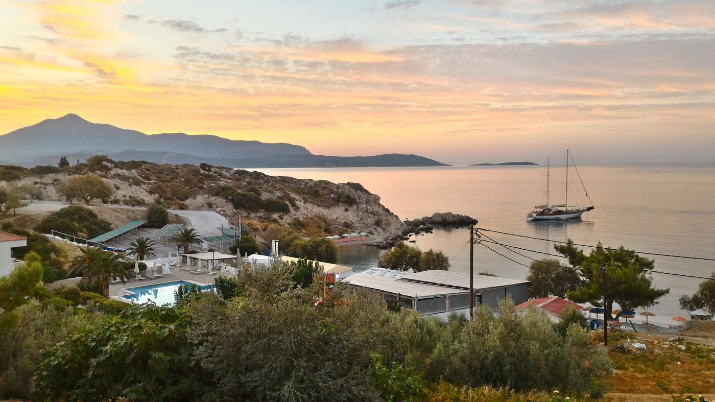 Glikorisa-Beach-Restaurant-24