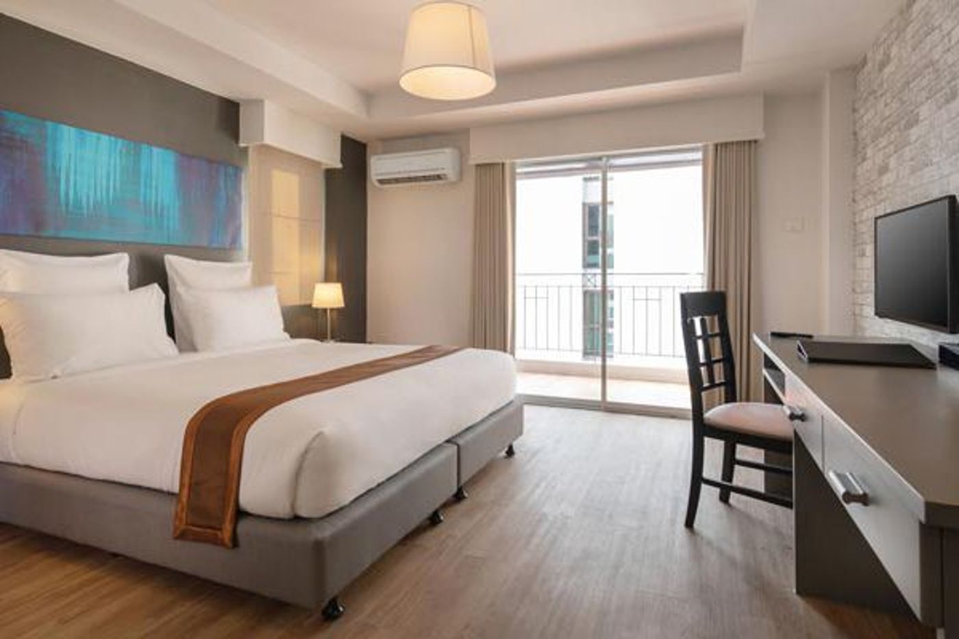 Oakwood Jouneyhub Hotel Pattaya