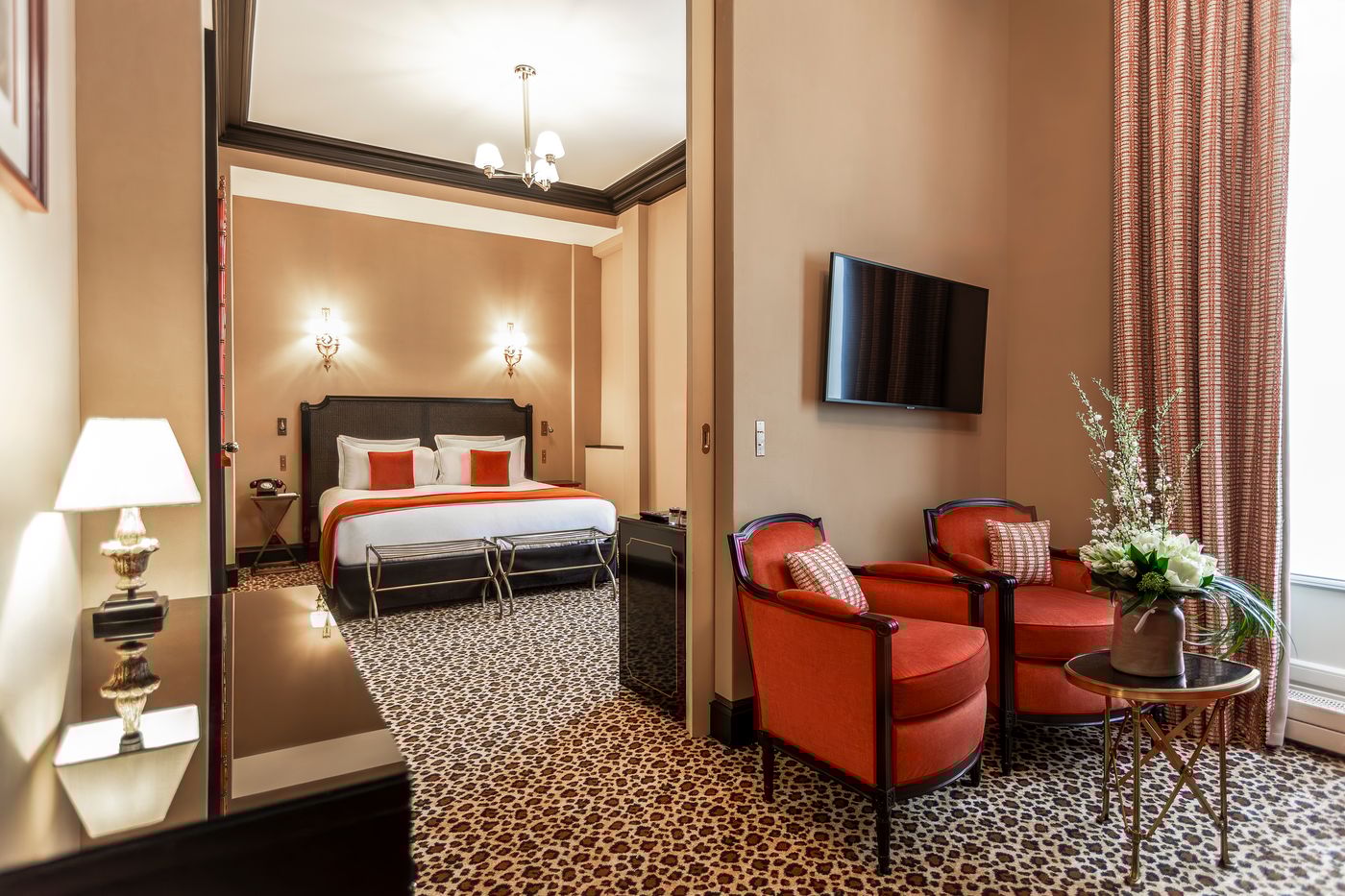 West-end-Paris-Room-8