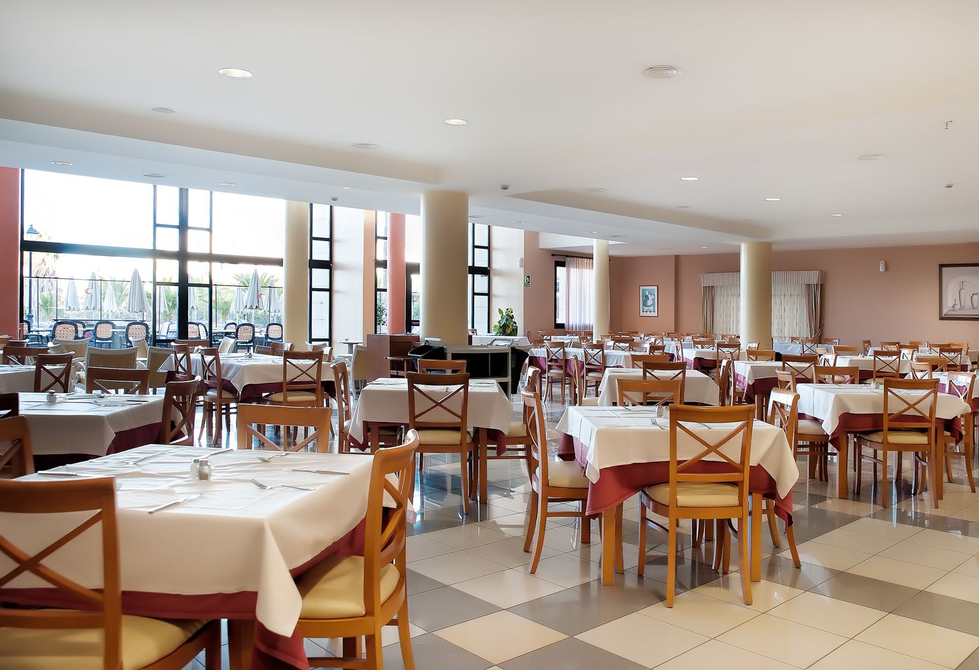 Grand-Muthu-Golf-Plaza-Hotel---Spa-Bar-49