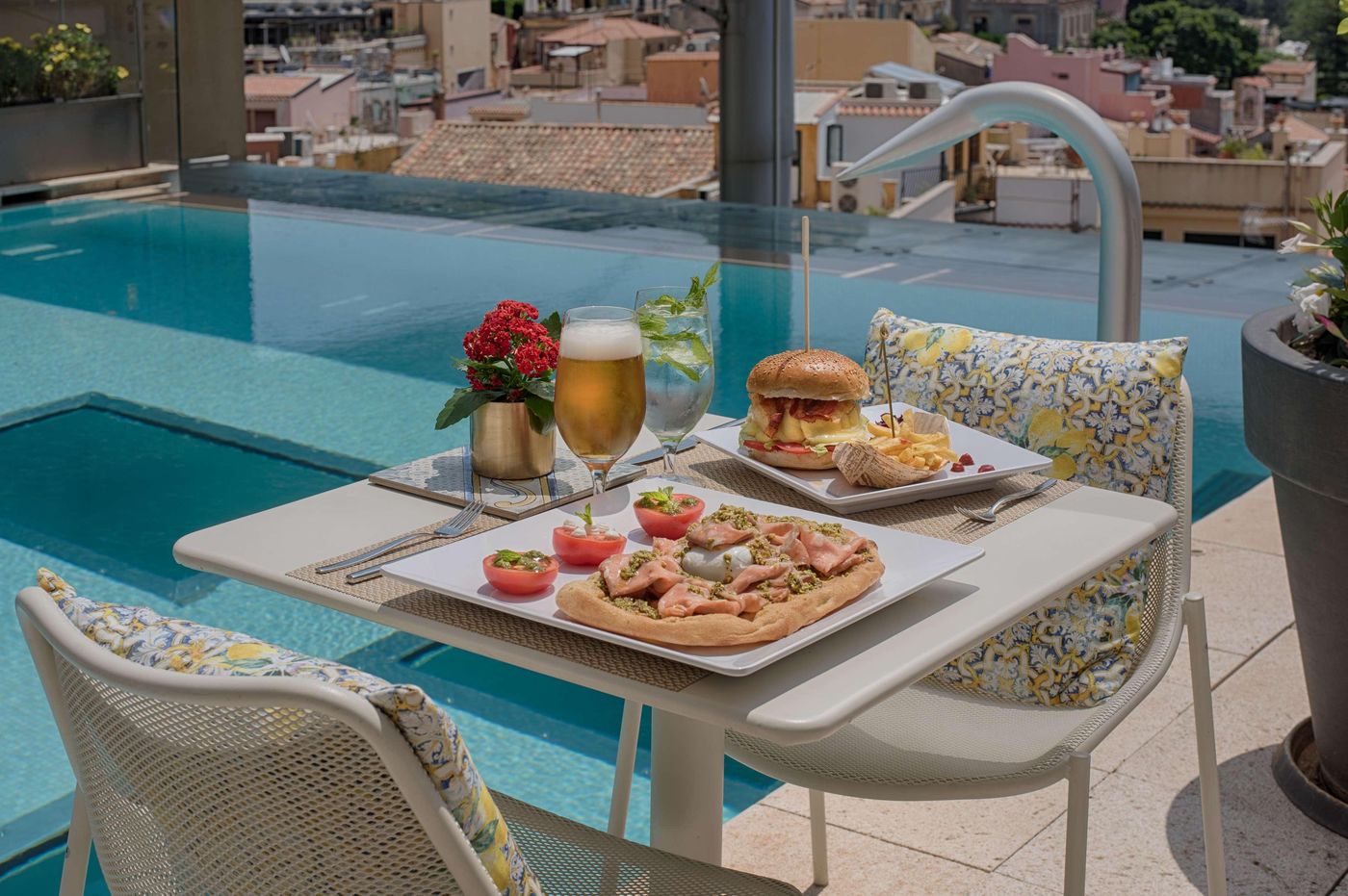 Nh-Collection-Taormina-Pool-17