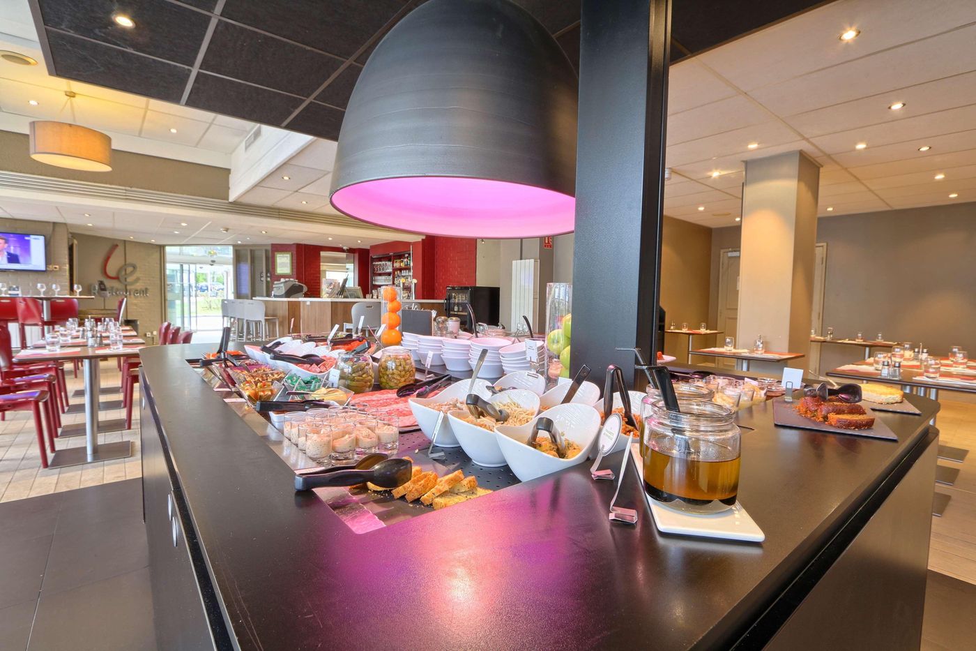 Campanile-Paris-Ouest---Nanterre---La-Defense-Restaurant-41