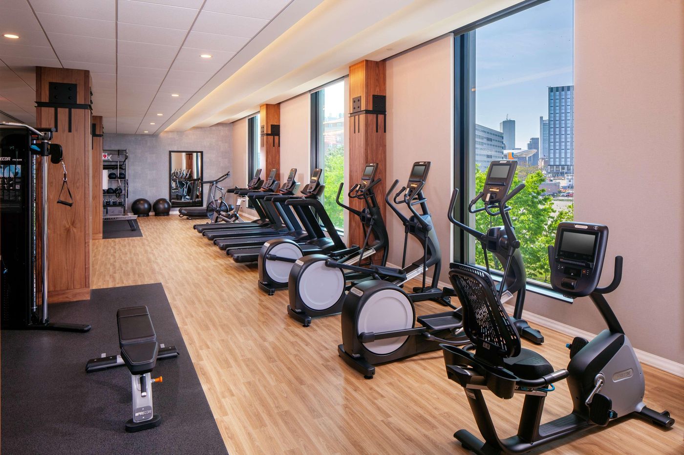 Homewood-Suites-Boston-Seaport-Sports-and-Entertainment-37