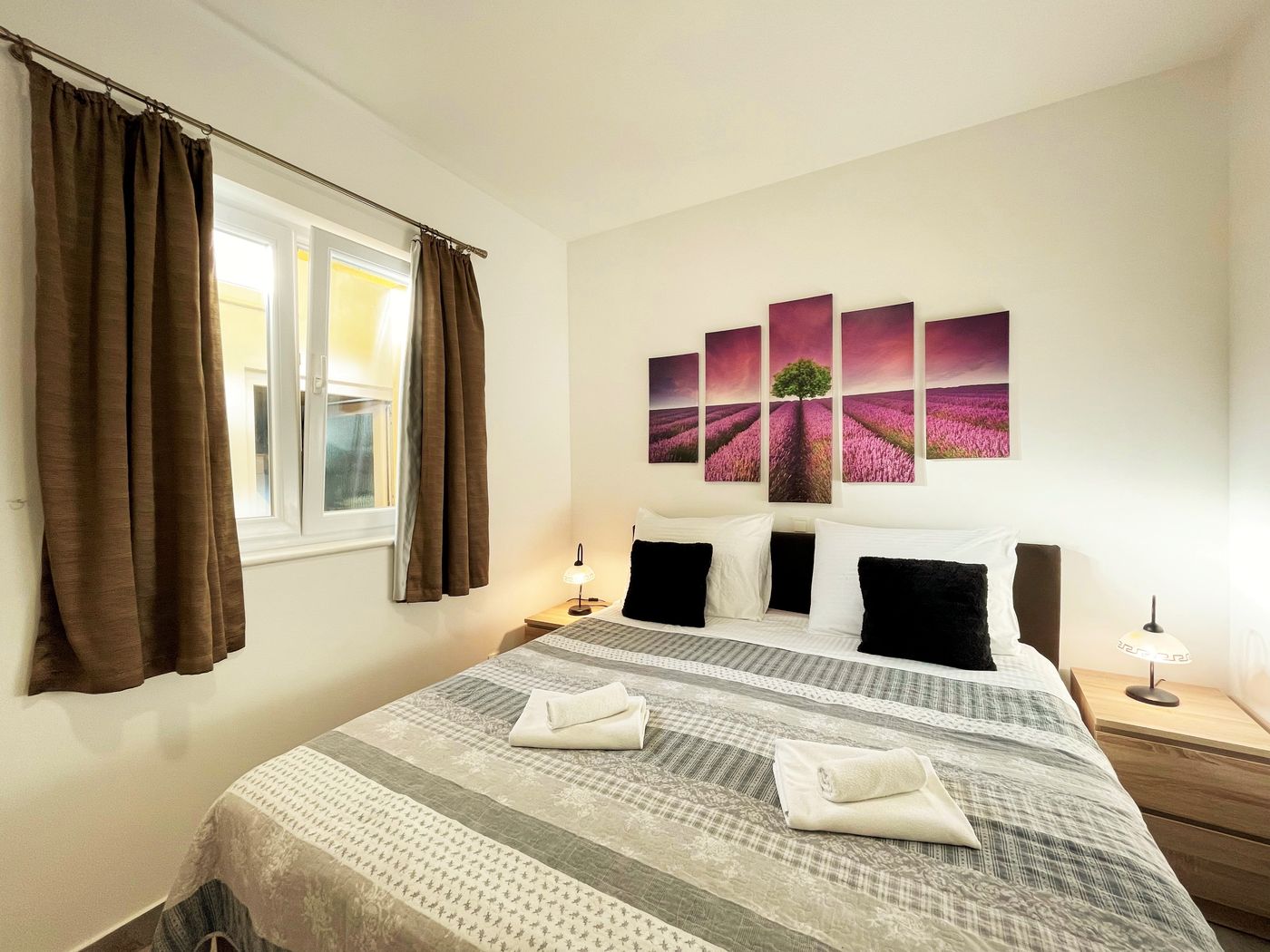 Villa-Sunset-Room-58