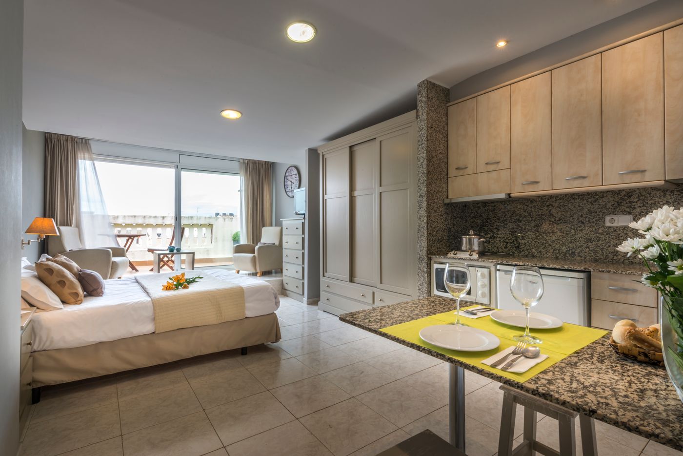 Alexandra-Aparthotel-Room-22