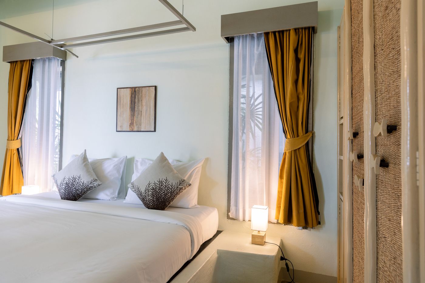 Punnpreeda-Beach-Resort-Room-25