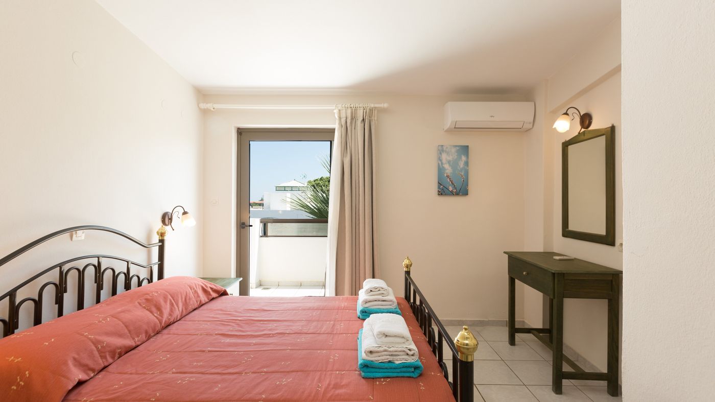Trefon-Hotel-Apartments-Room-28