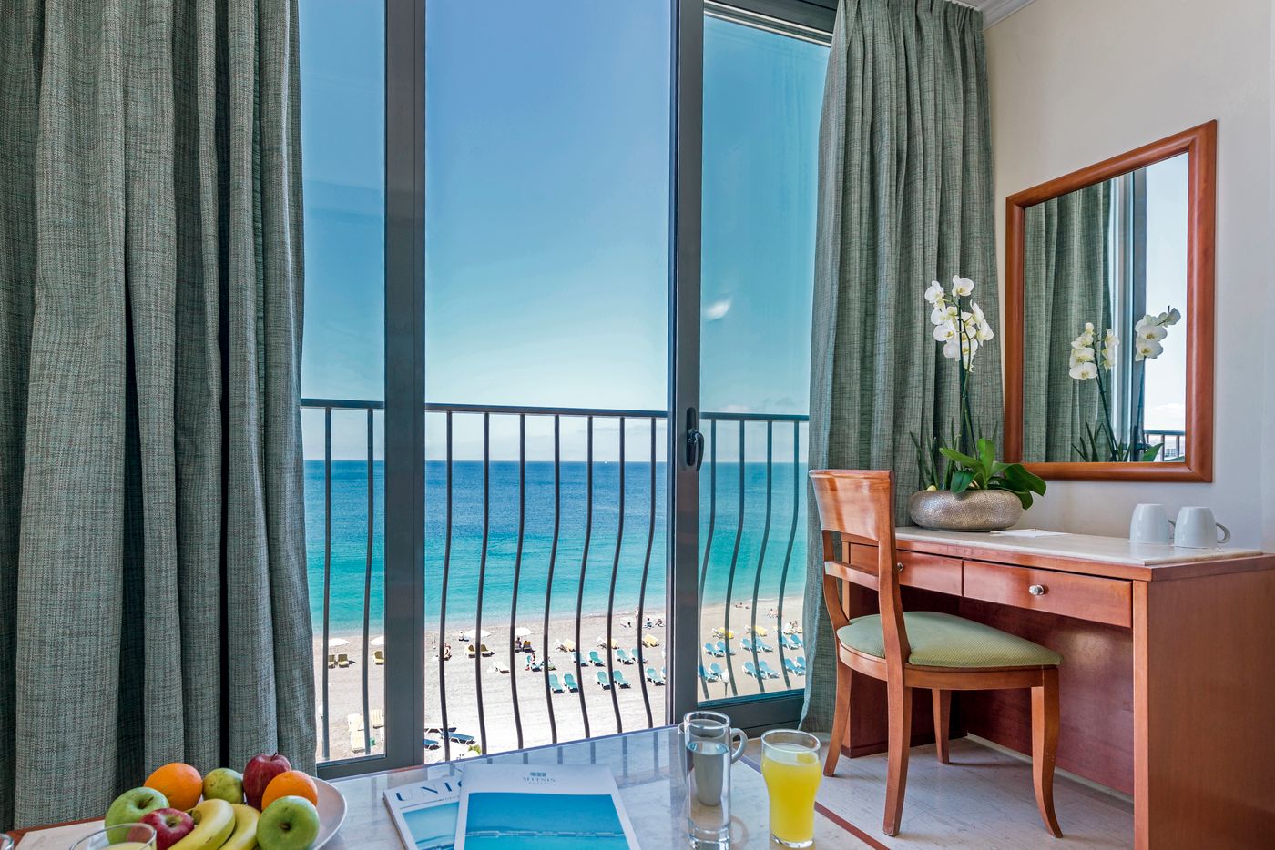 Mitsis La Vita Beach Hotel