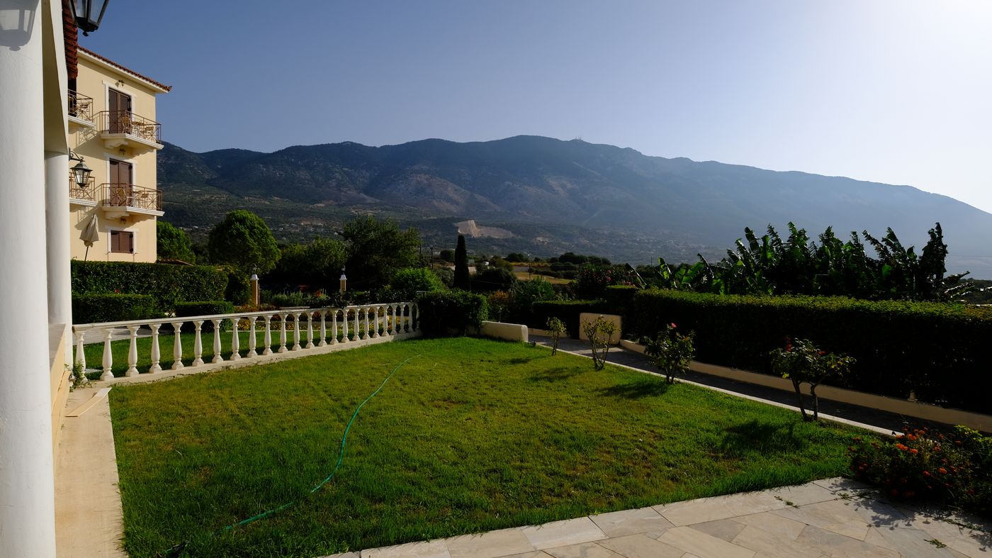 Karavados-Beach-Terrace-23