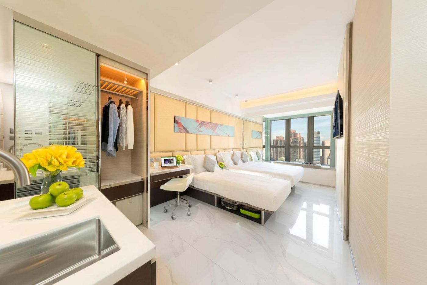 iclub-AMTD-Sheung-Wan-Hotel-Room-1