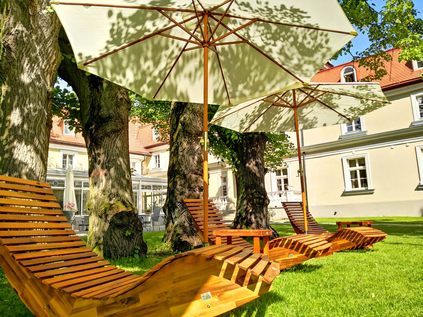 Dwor-Sierakow-Terrace-29