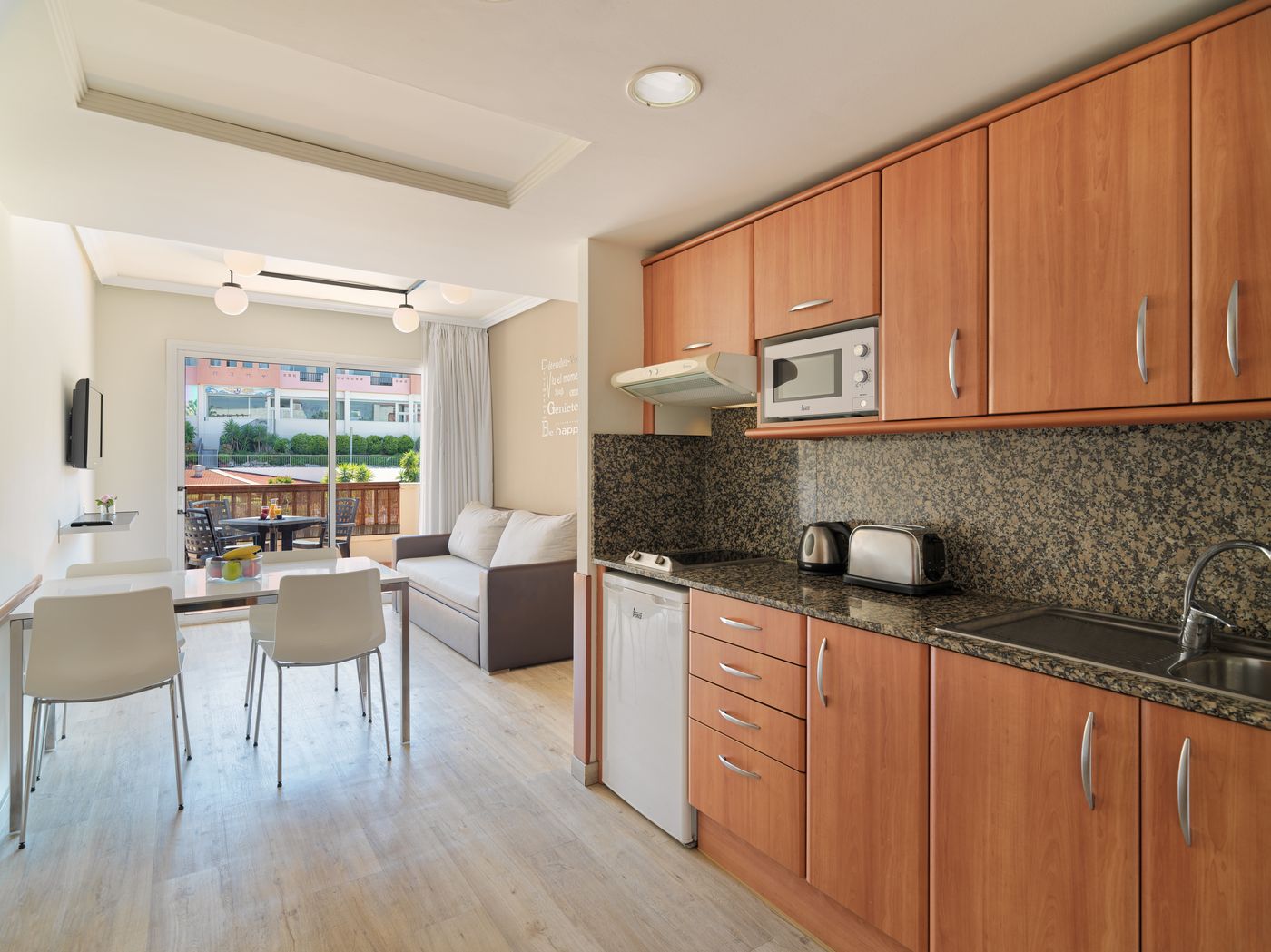 H10-Mediterranean-Village-Room-26