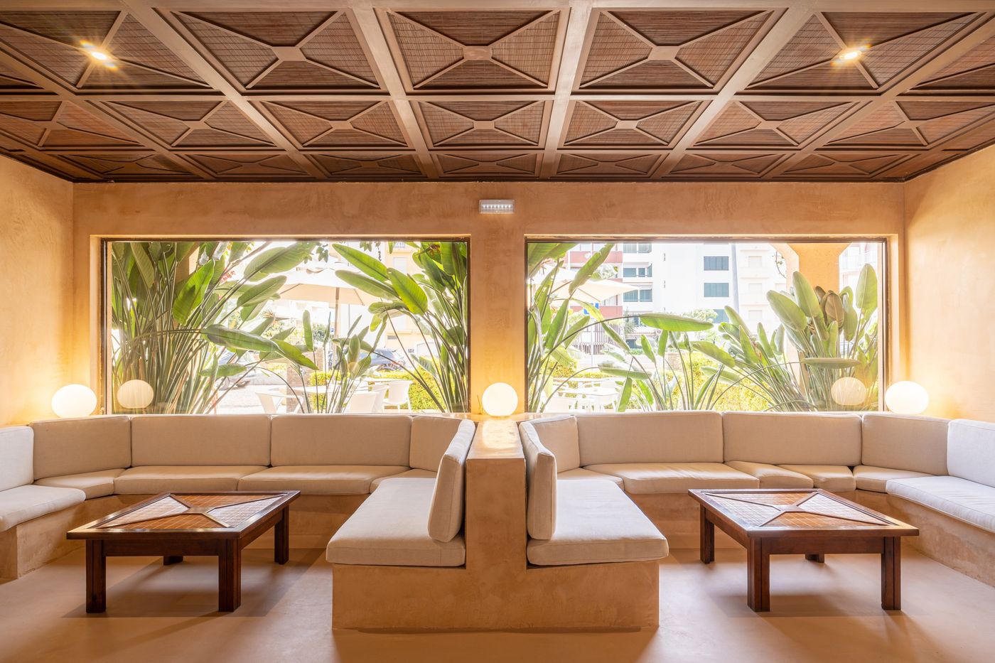 Casablanca-Unique-hotel-Lobby-18