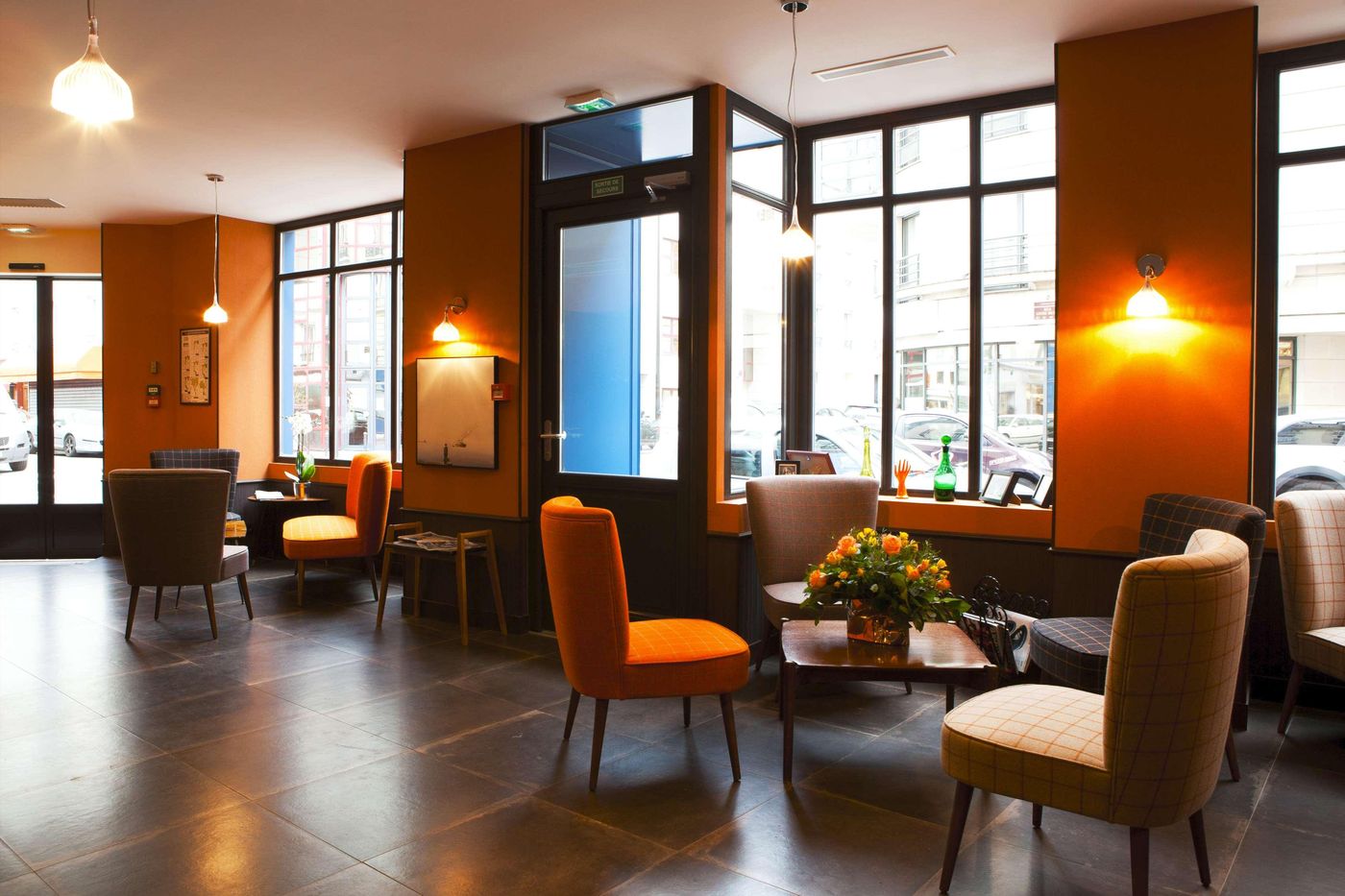 Hotel-Boris-V--by-HappyCulture-Lobby-10