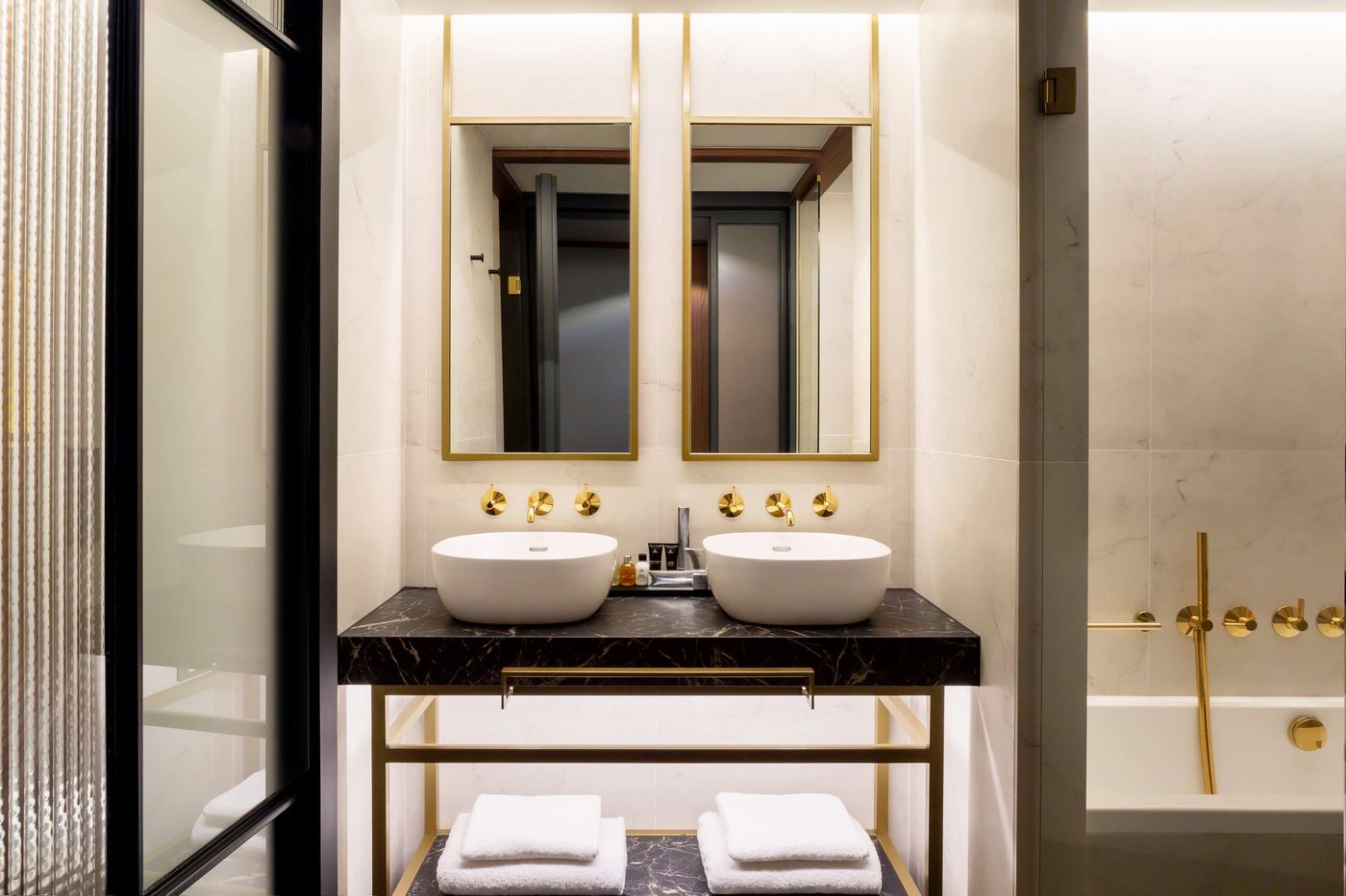 Radisson Collection Hotel Gran Via Bilbao-Spain-BILBAO-Room-4