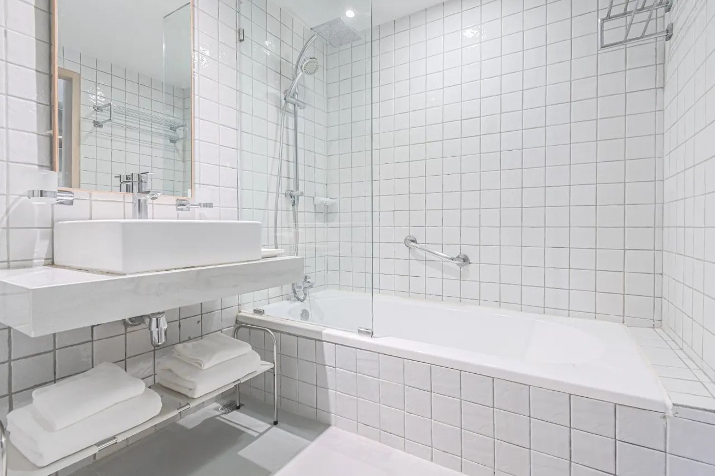 Ramada-by-Wyndham-Phuket-Southsea-Room-46