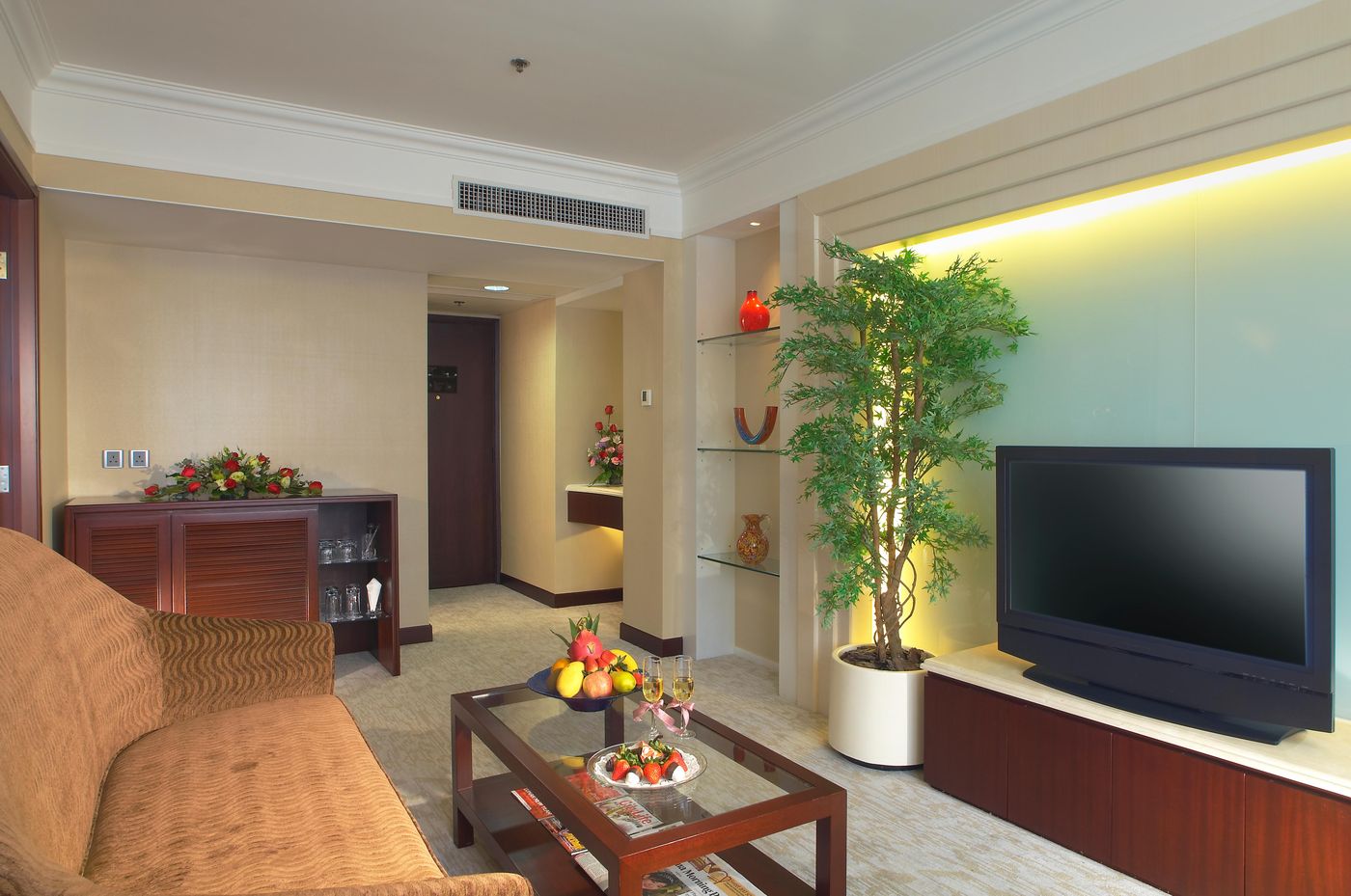 Metropark-Hotel--Kowloon-Room-5