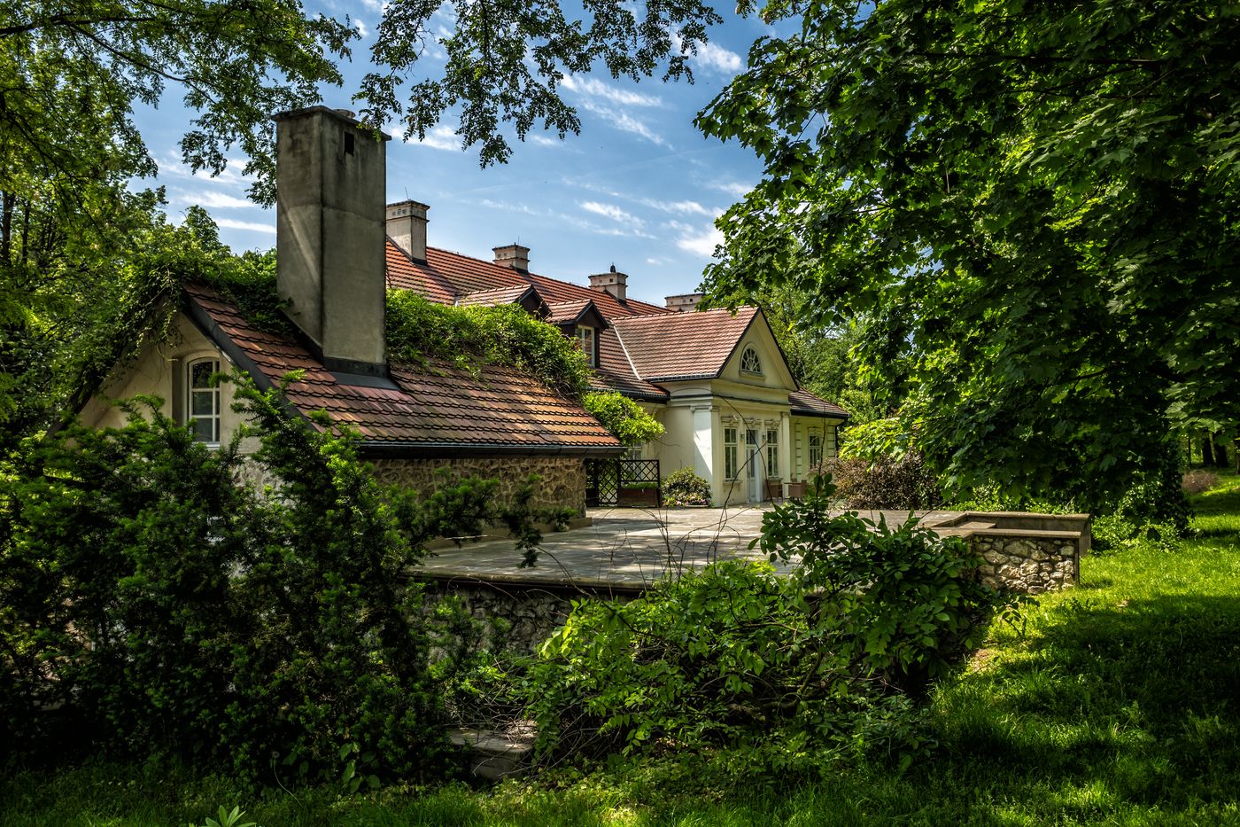 Dwor-w-Tomaszowicach-General-view-2