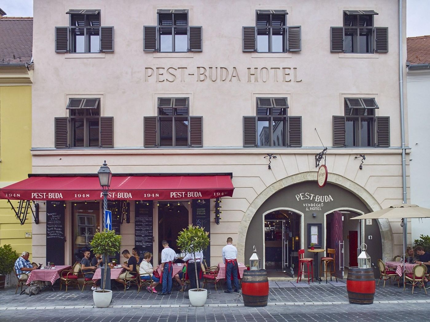 Pest-Buda-Hotel---Design---Boutique-General-view-68