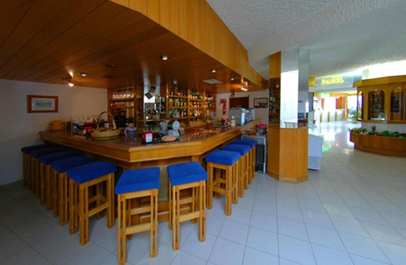 Algar Apartments And Hotel