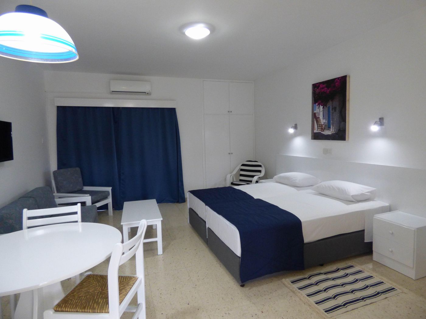 Amore-Hotel-Apartments-Room-22