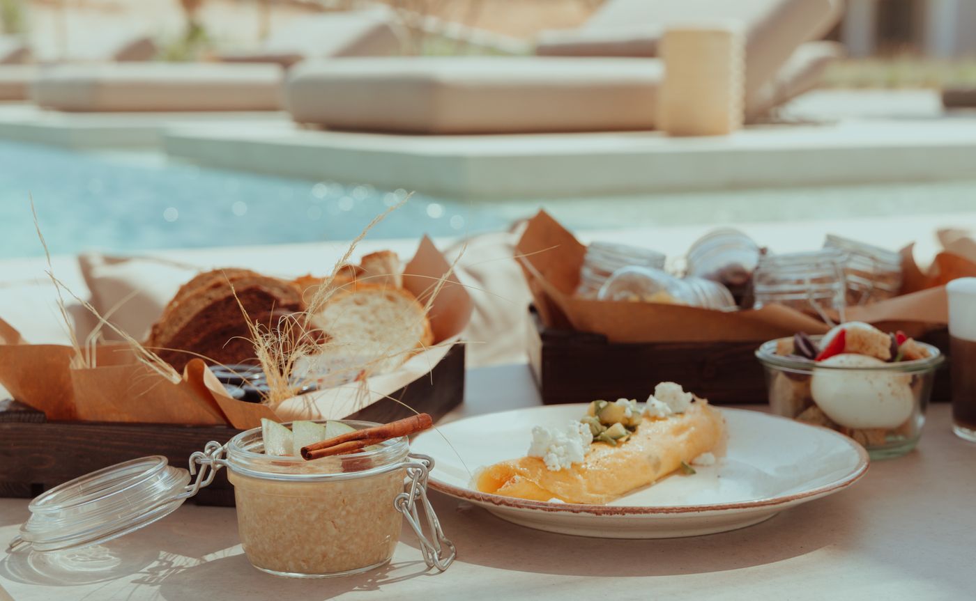 Bay Hotel And Suites