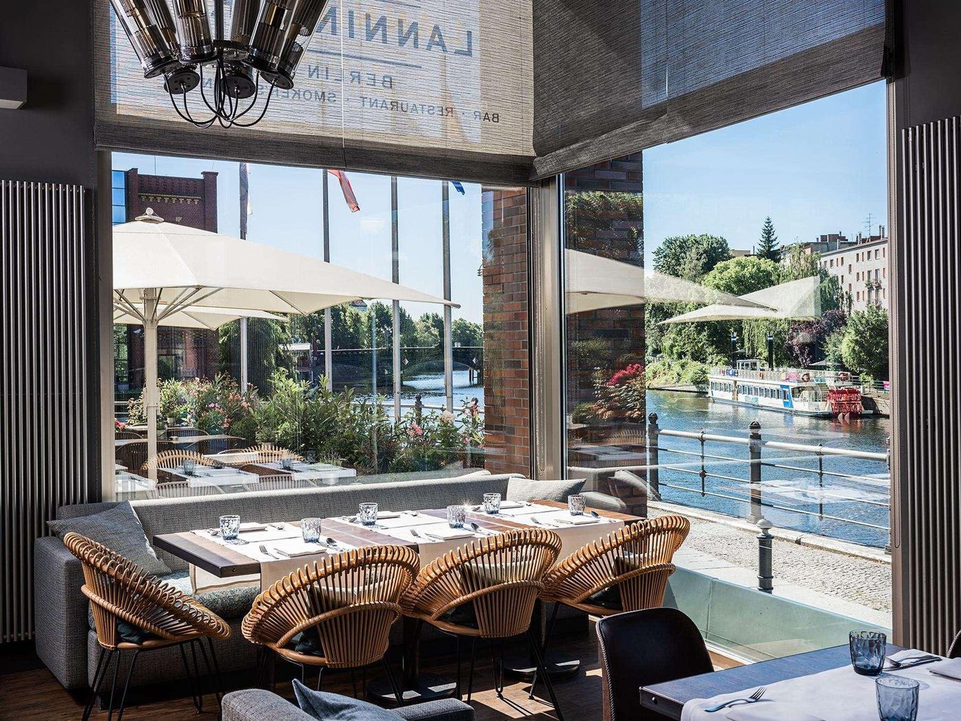 Ameron-Abion-Spreebogen-Waterside-Restaurant-42