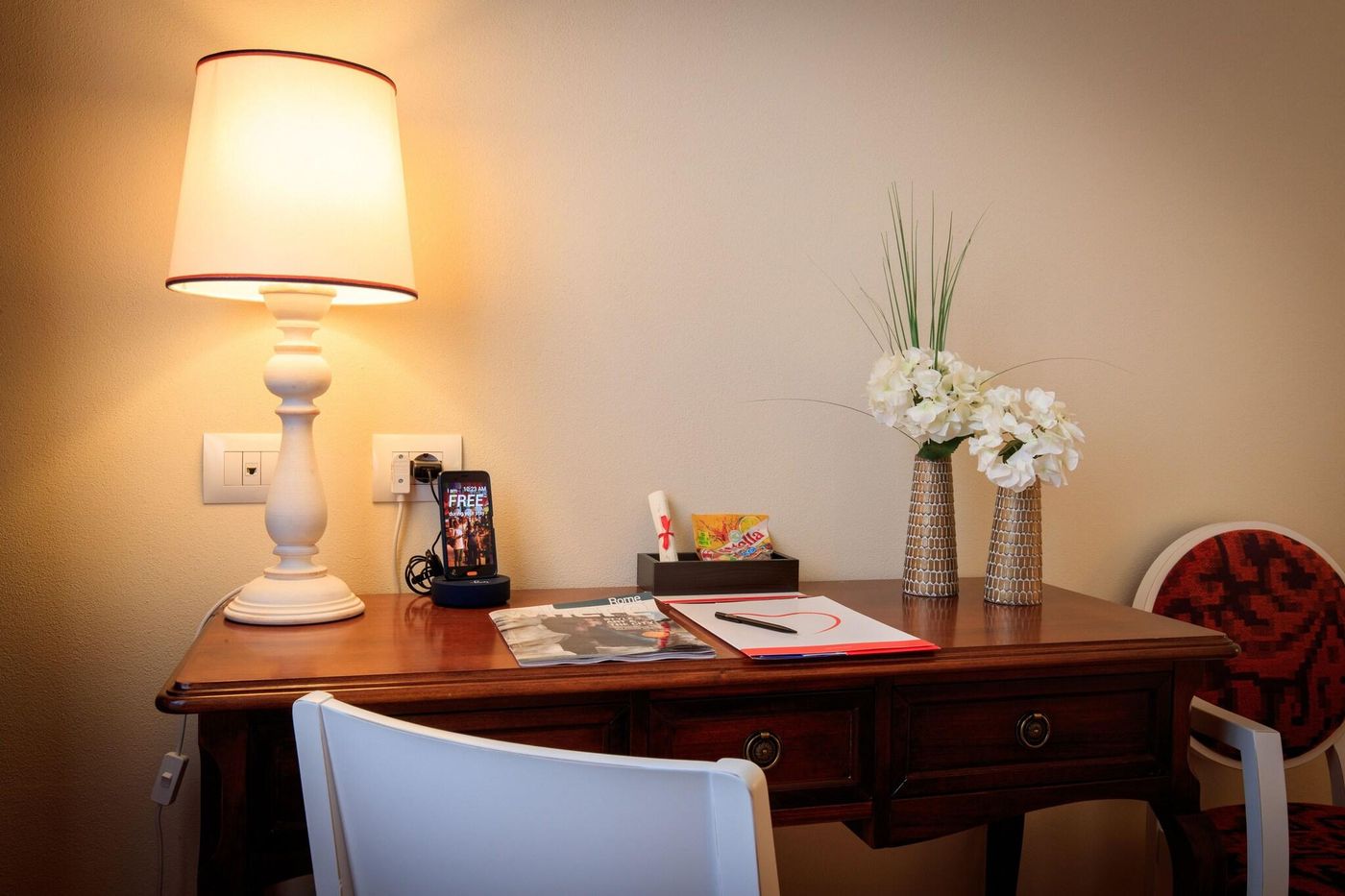 Donna-Camilla-Savelli-Room-30