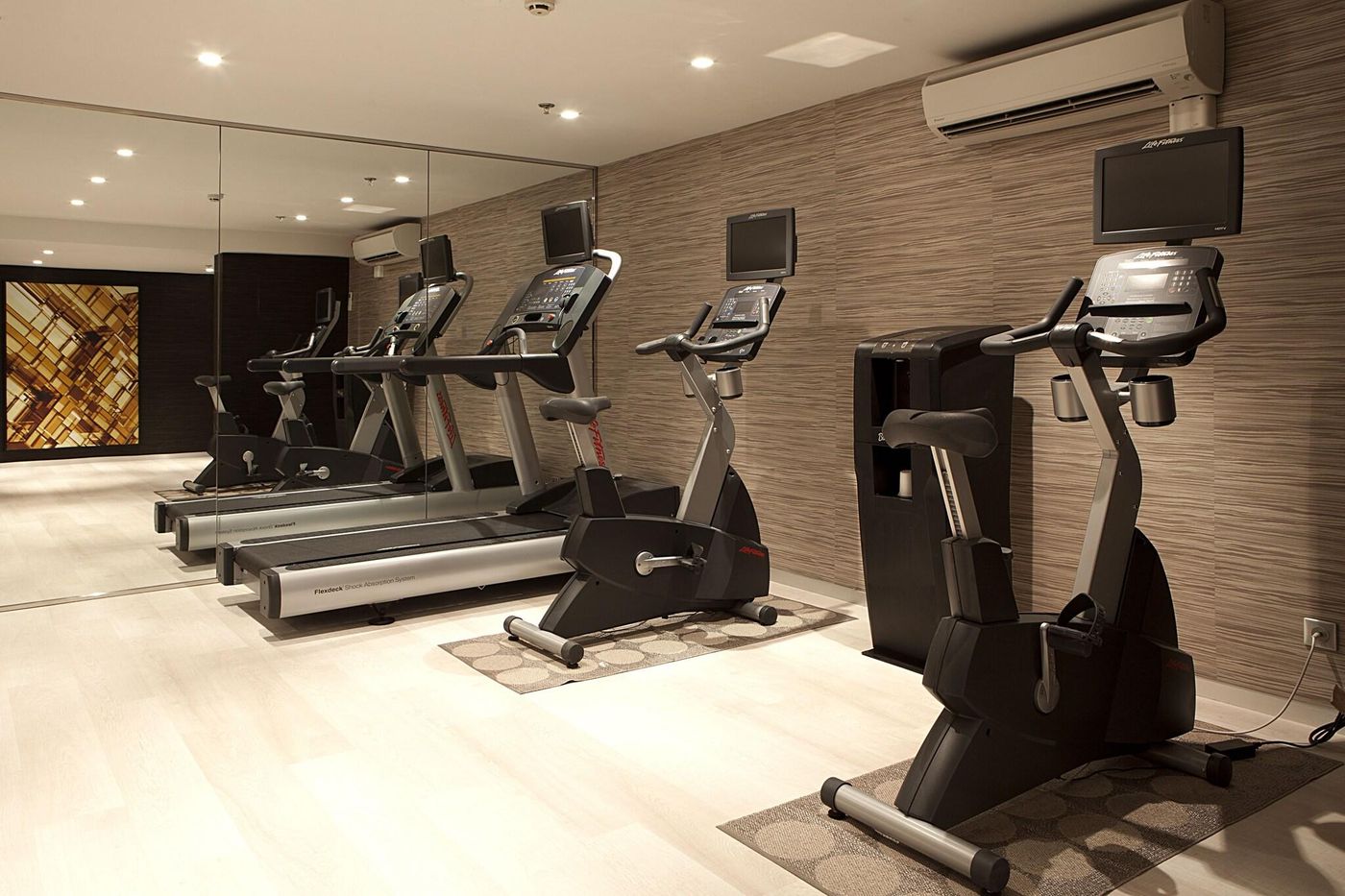 AC-Nice-Sports-and-Entertainment-63