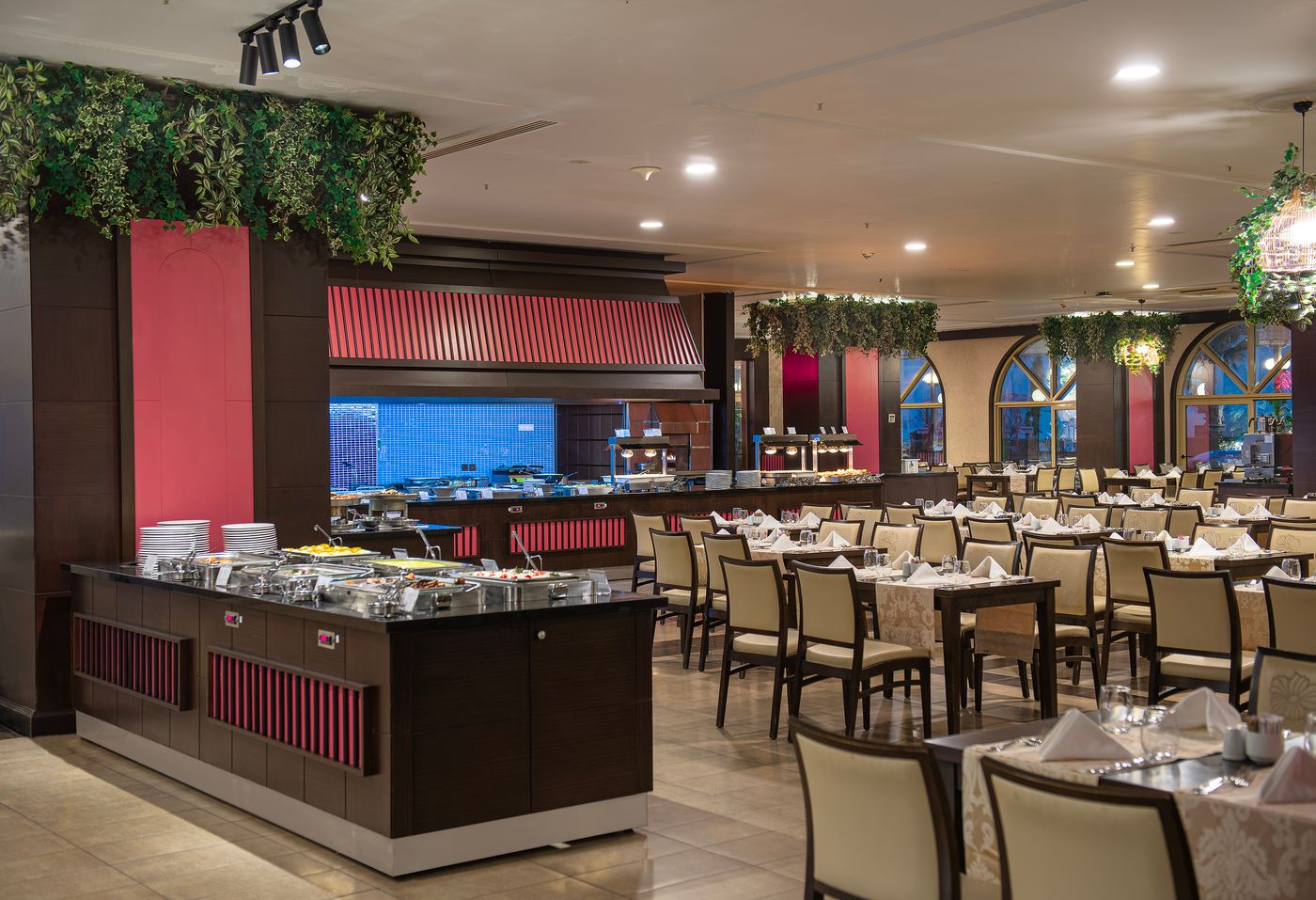 Megasaray West Beach