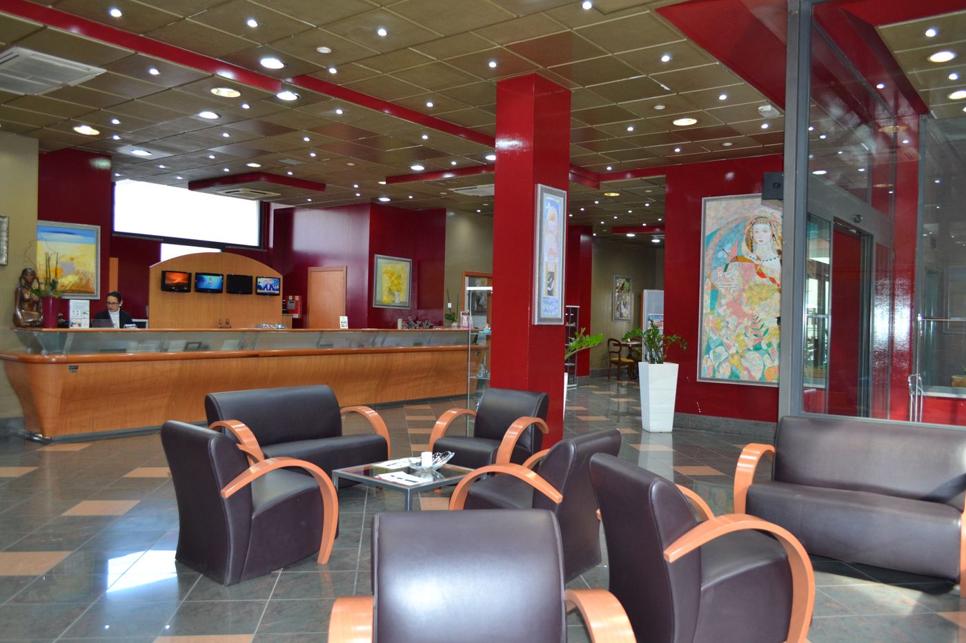 Marina-Palace-Hotel-Spa---Congress-Hall-Lobby-22