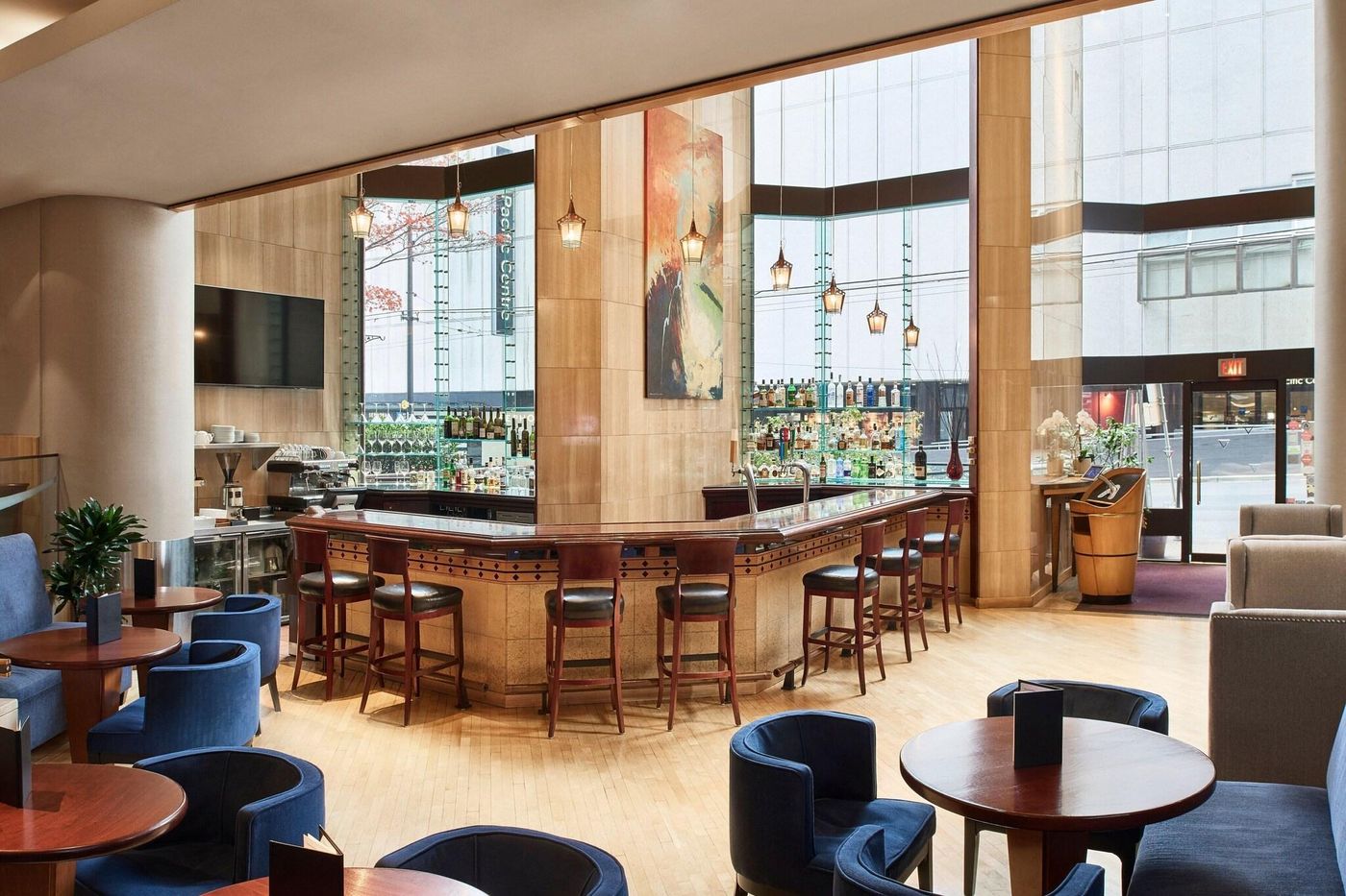 Metropolitan-Hotel-Vancouver-Restaurant-3