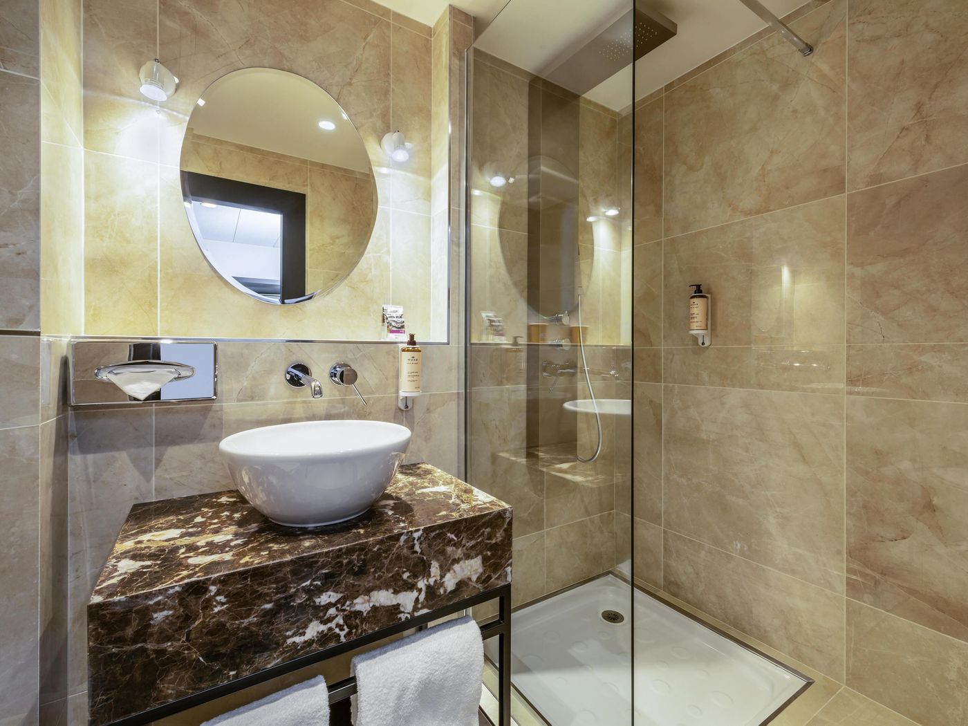 Mercure-Versailles-Parly-2-Room-42