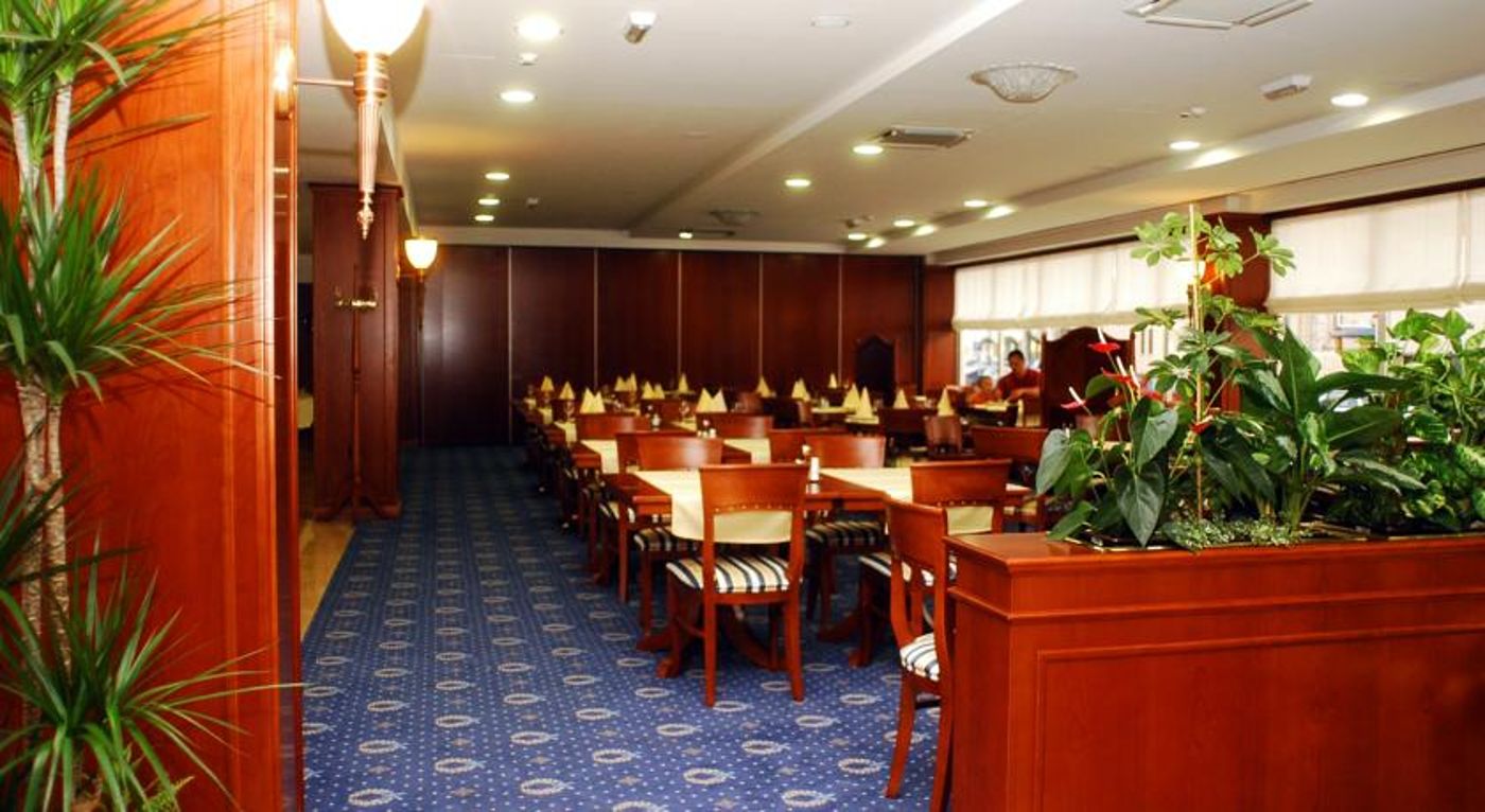 Meridijan - Adults Only