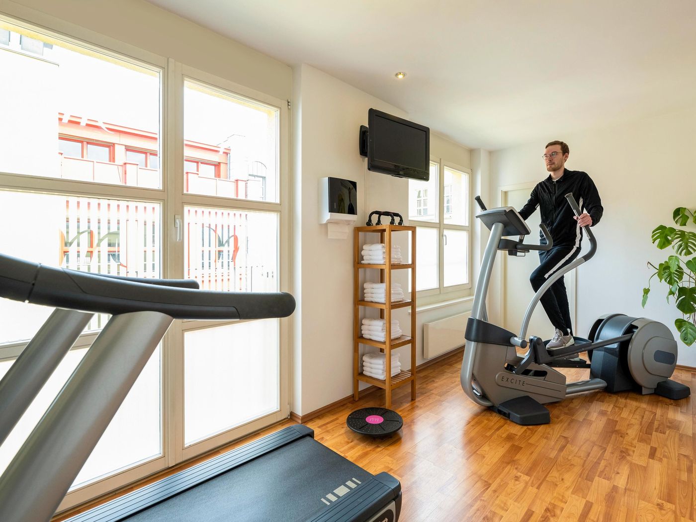 Mercure----Residenz-Berlin-Checkpoint-Charlie-Sports-and-Entertainment-79