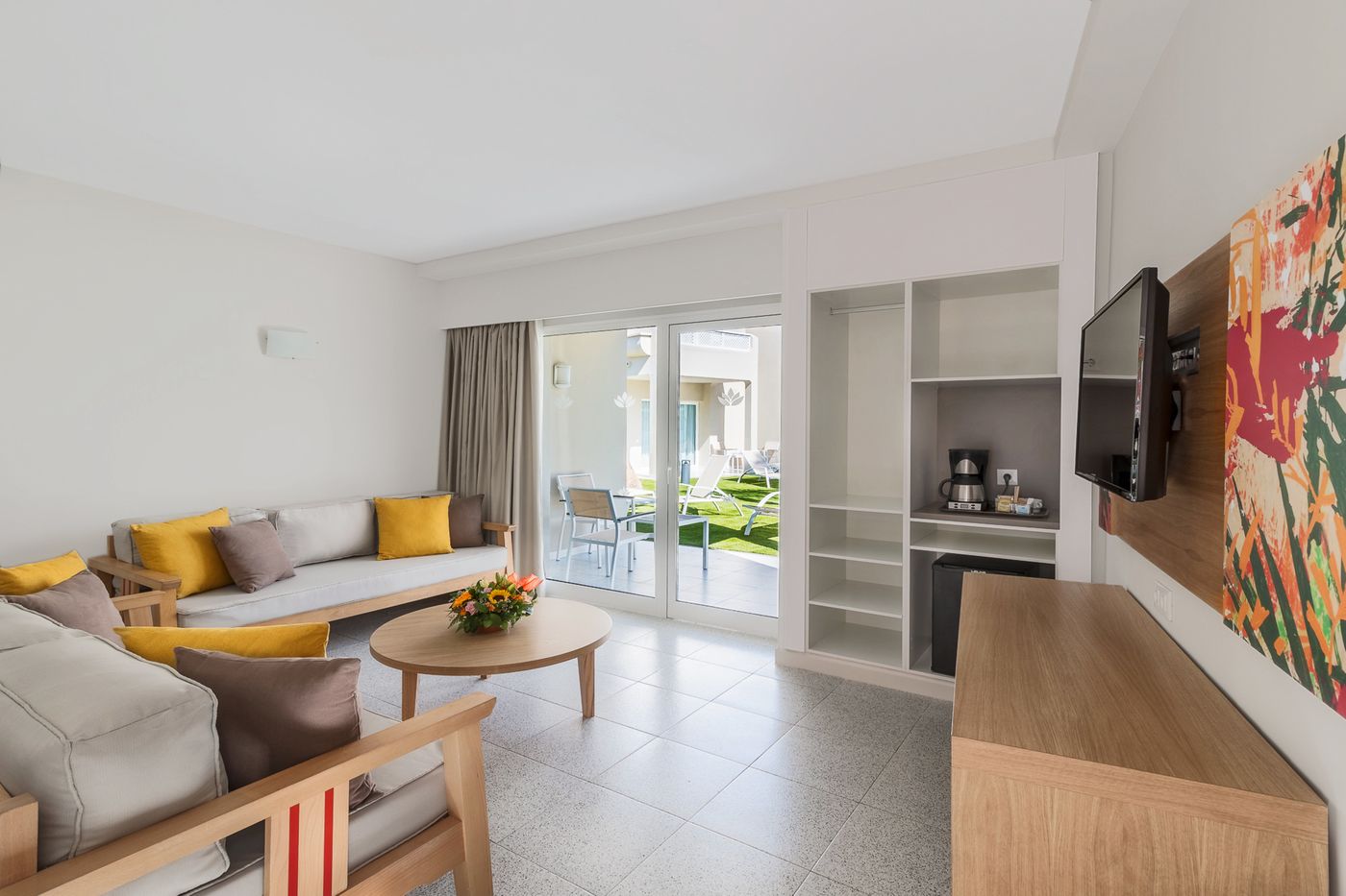 Hotel-LIVVO-Koala-Garden-Room-30