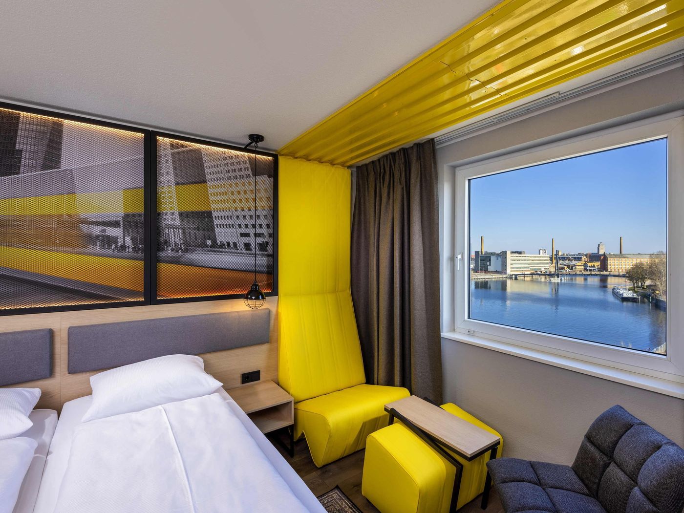 ibis-Styles-Berlin-Treptow-Room-34