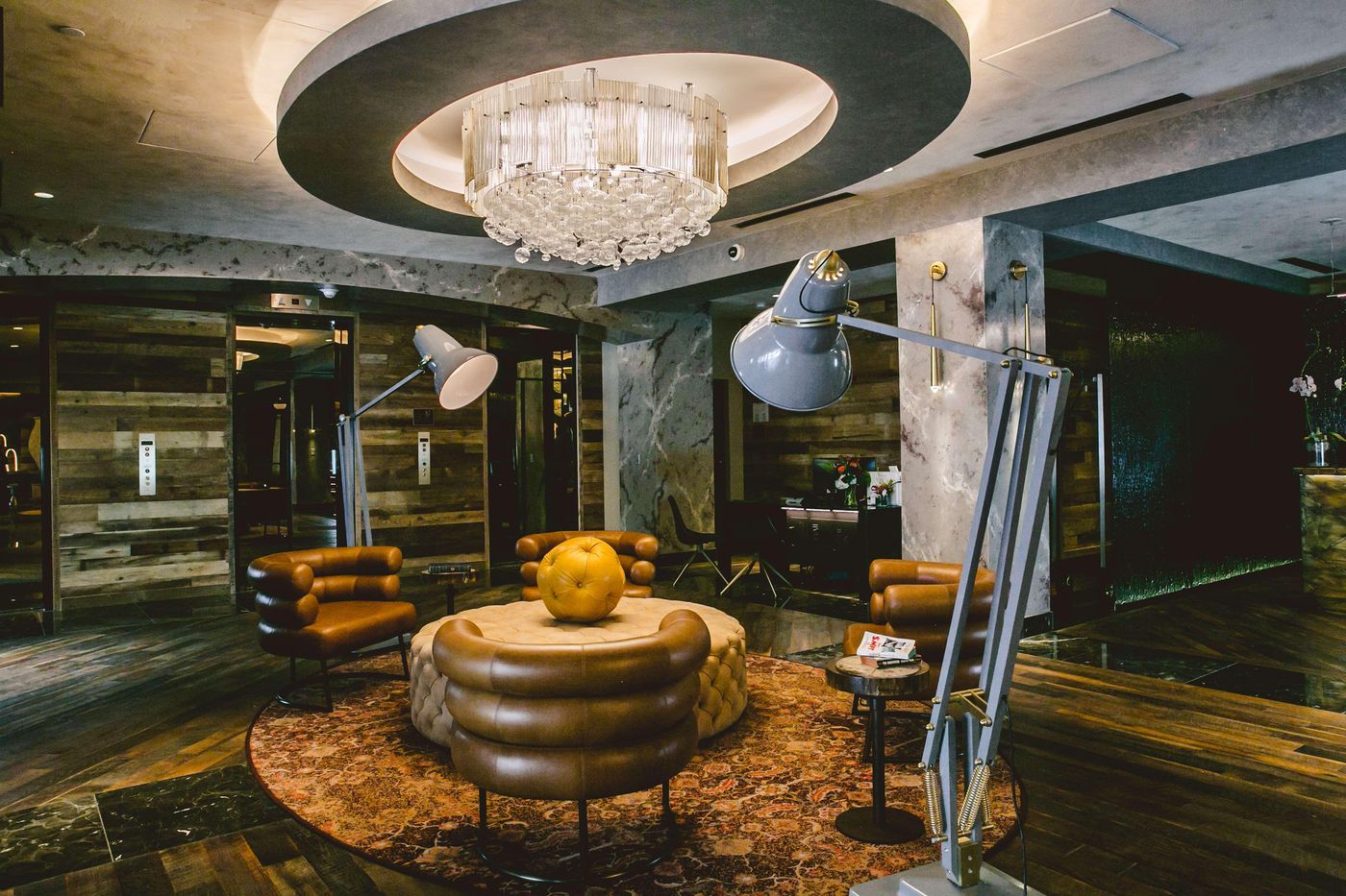 Bobby Hotel-United States-Tennessee-Lobby-8