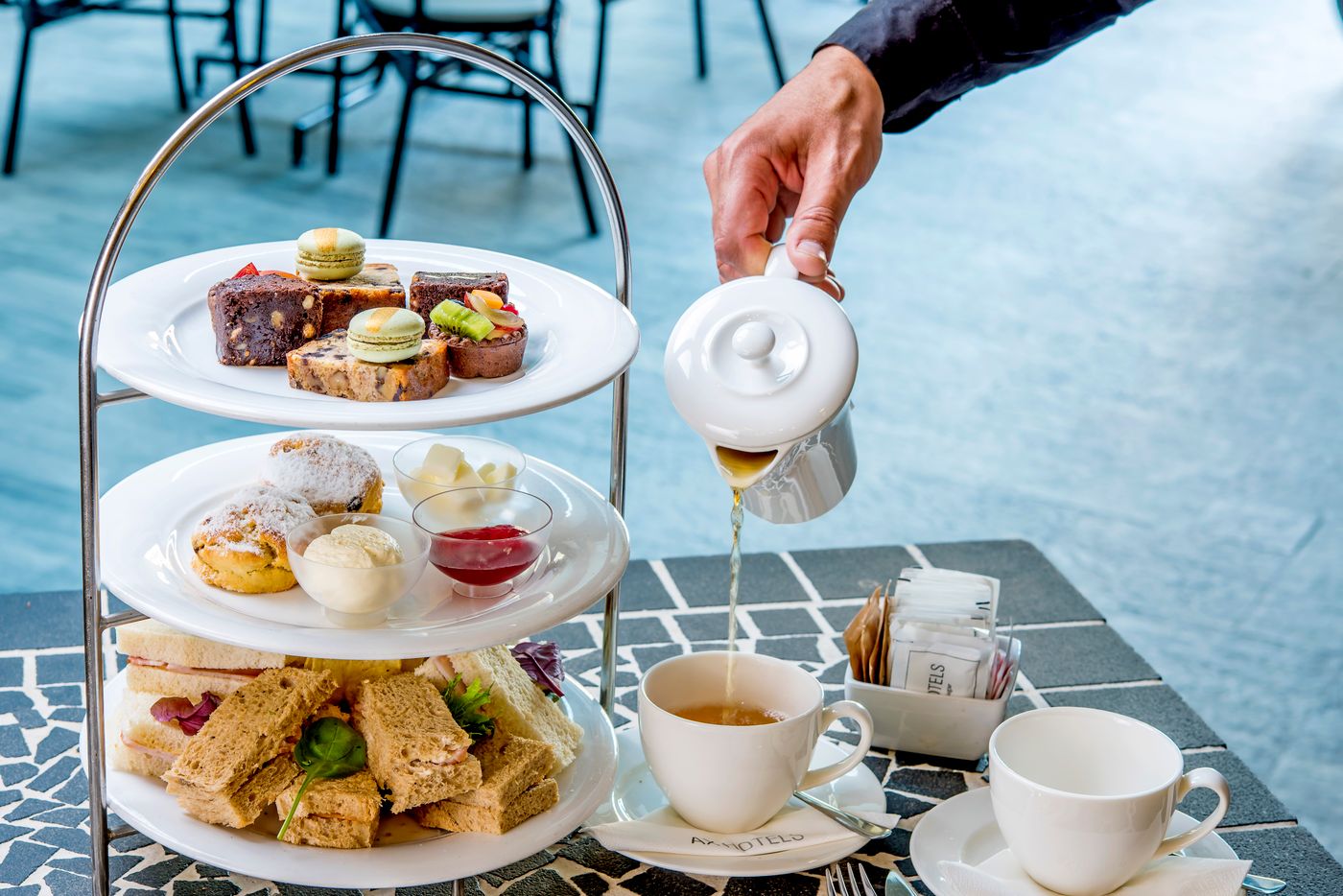 8 AX The Palace - Dining - Talk of Town 2.jpg